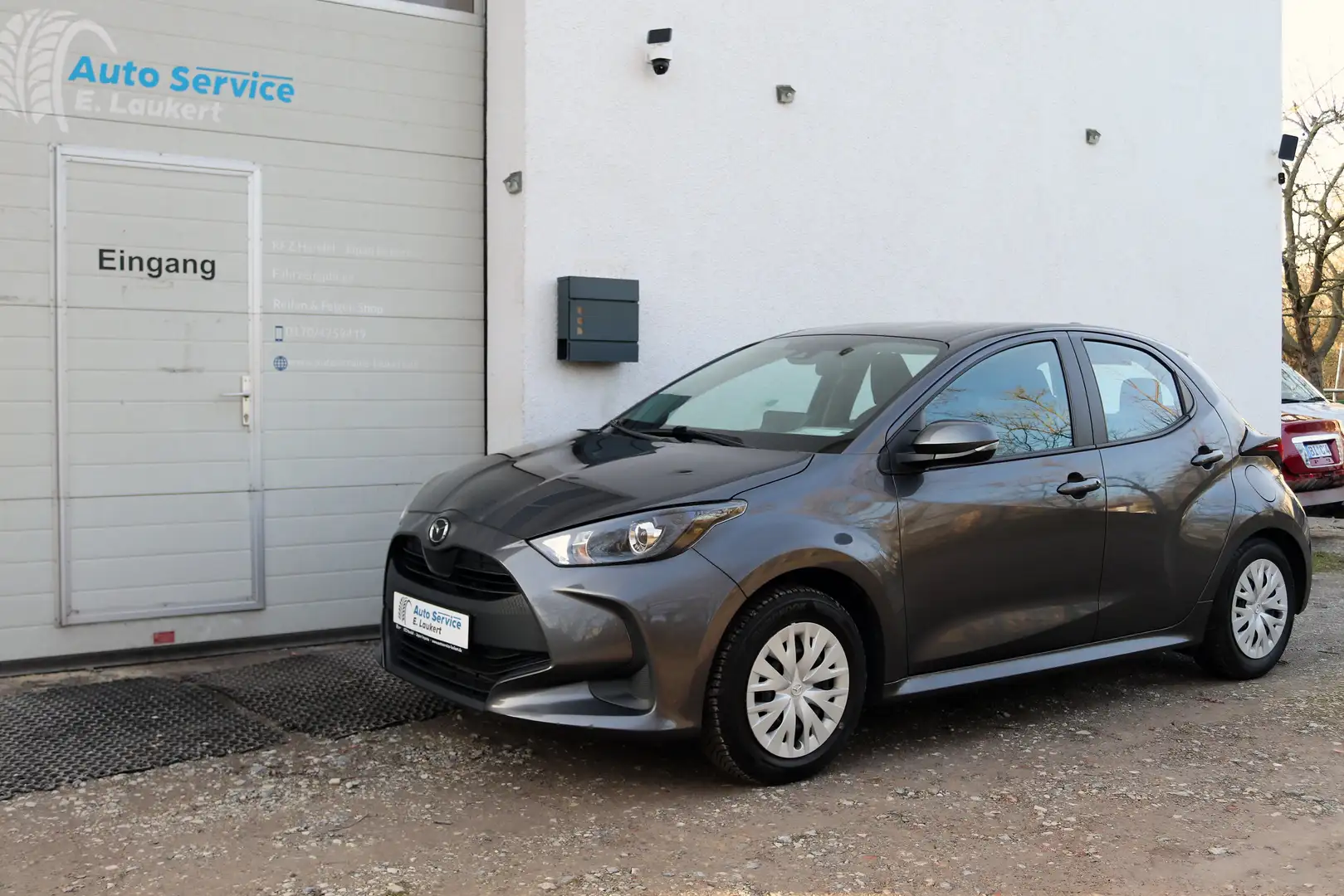 Mazda 2 1.5 Hybrid Pure/CarPlay/AndroidAuto/Klimaaut/SpHal Grau - 1