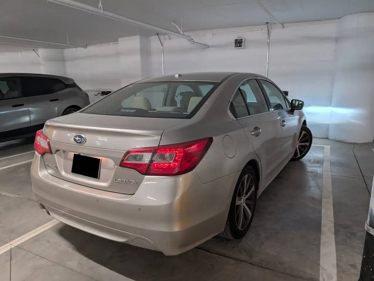 Subaru Legacy снимка Subaru Legacy