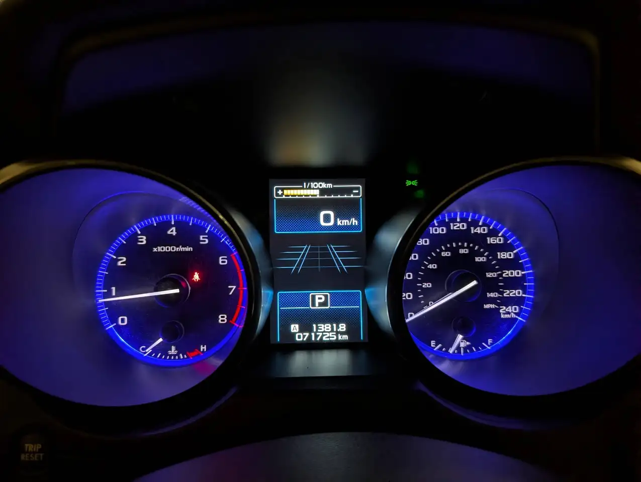 Subaru Legacy снимка Subaru Legacy