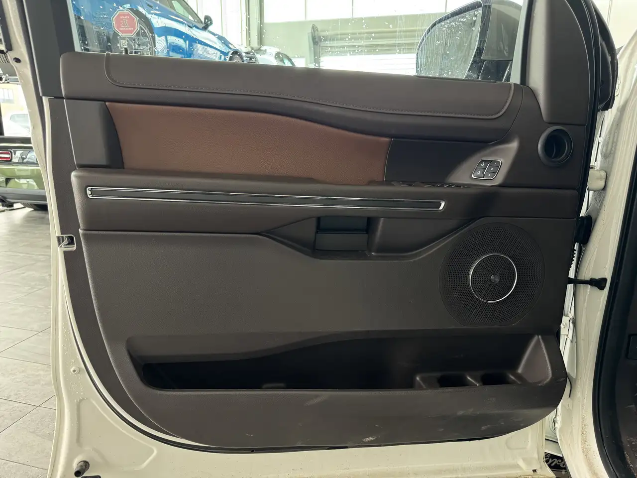 Ford Expedition снимка Ford Expedition