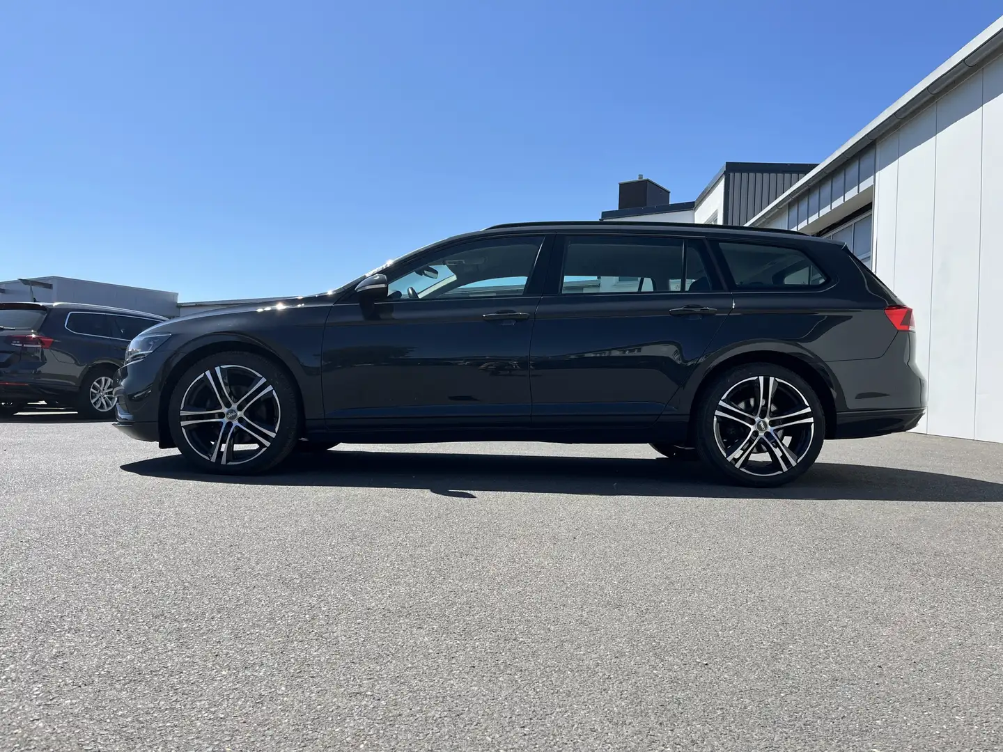 Volkswagen Passat Variant 2.0 TDI DSG R-Line Optik 122€ m. 20% Anzahlung D Gris - 2