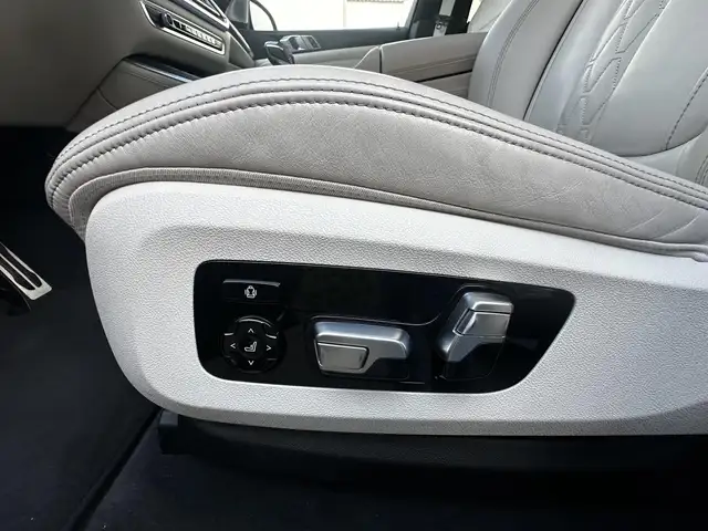 BMW X5 view 25