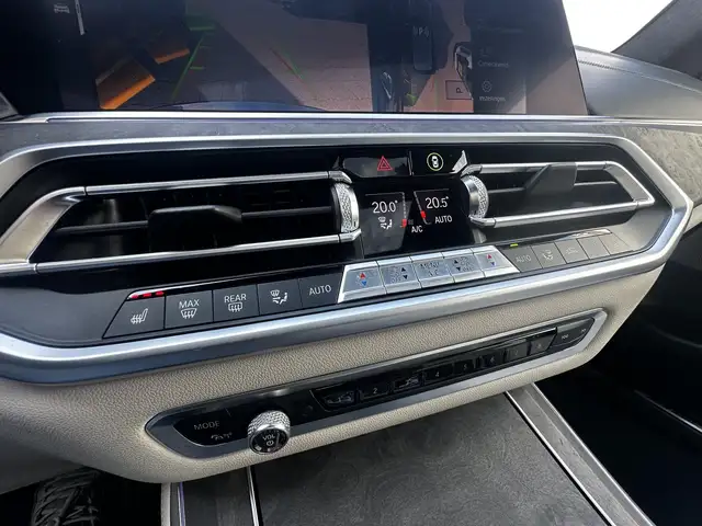 BMW X5 view 12
