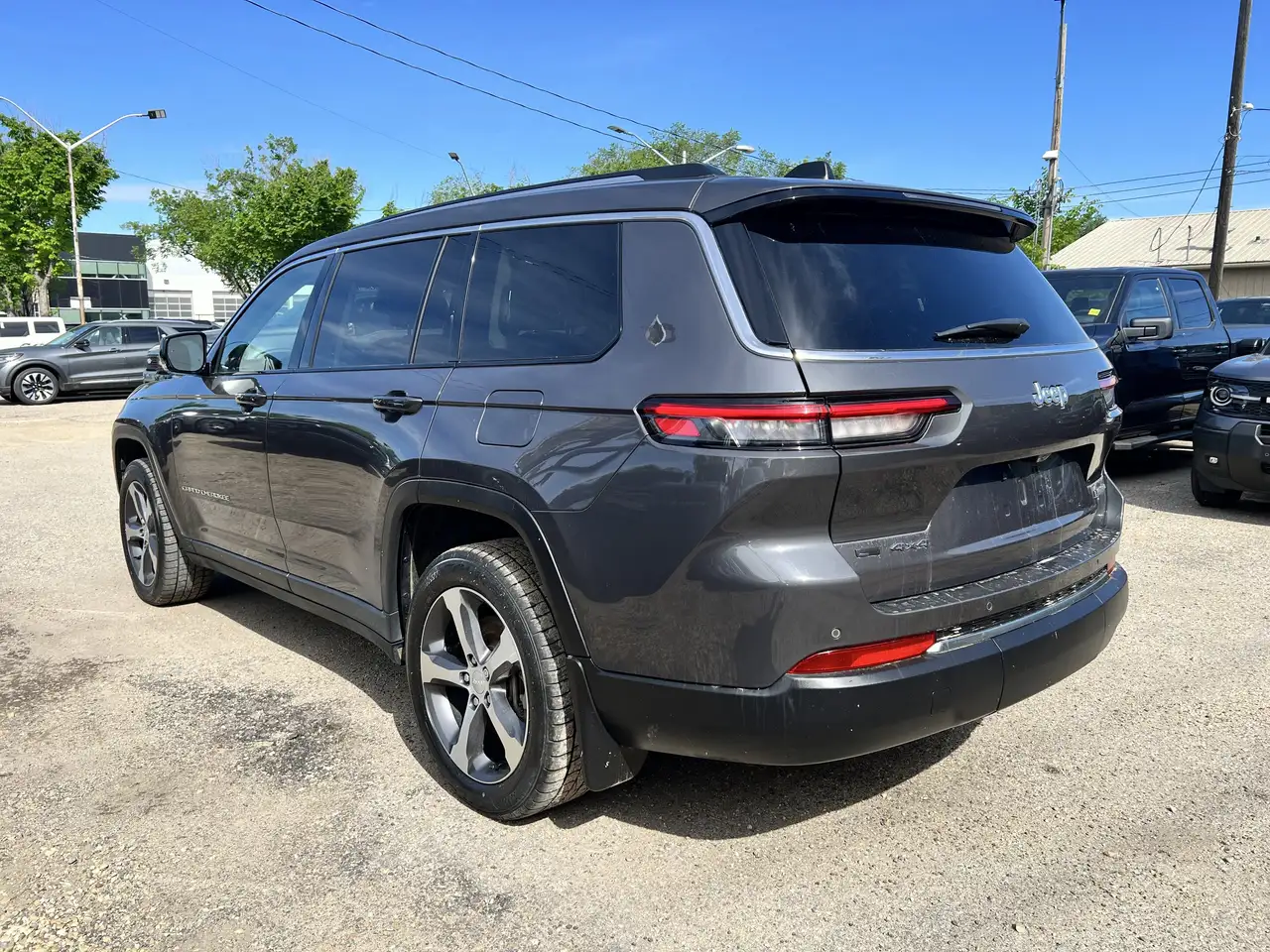 Jeep Grand Cherokee снимка Jeep Grand Cherokee