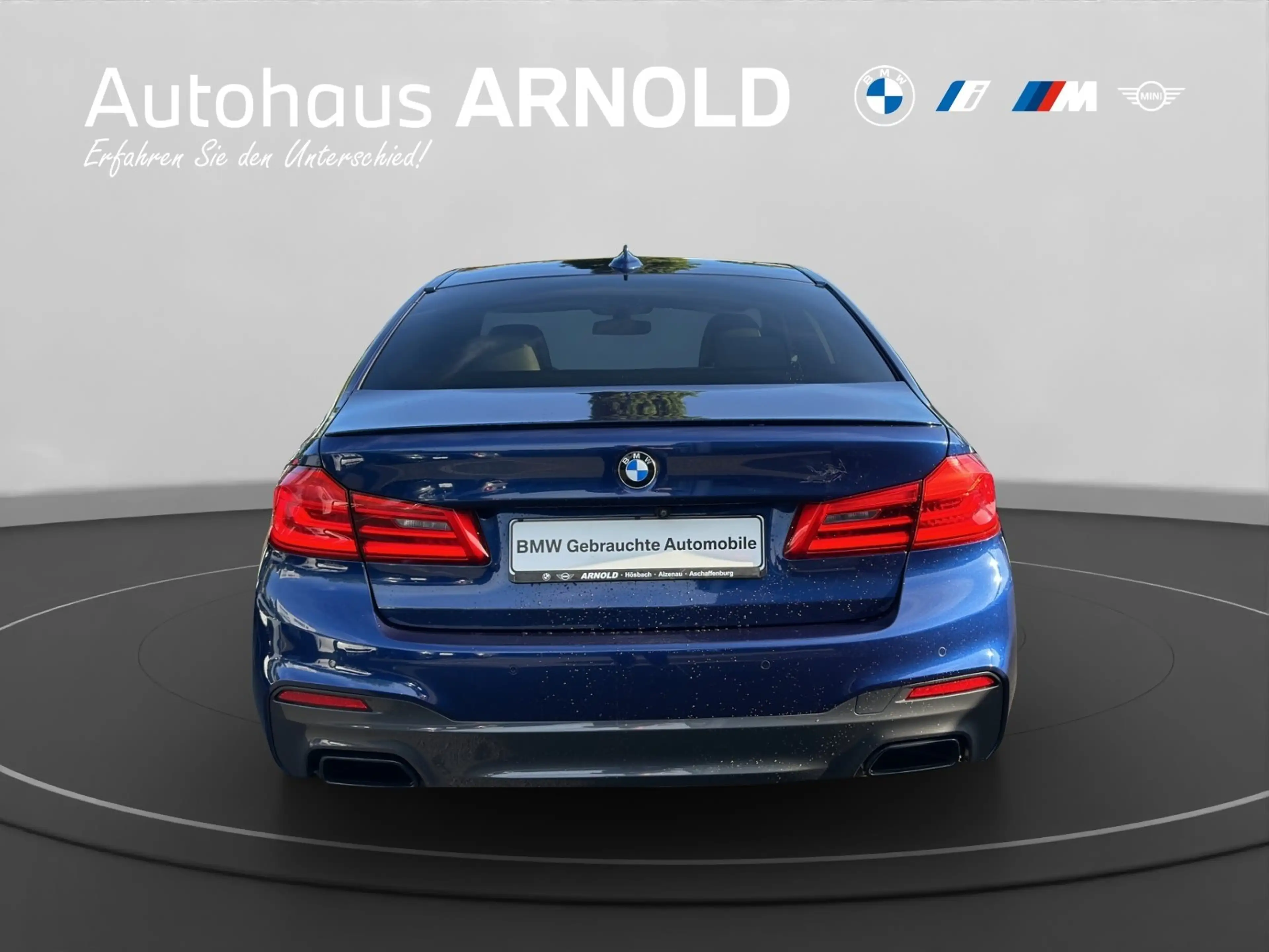 BMW 550 M550d xDrive Limousine Gestiksteuerung Head-Up — photo 5