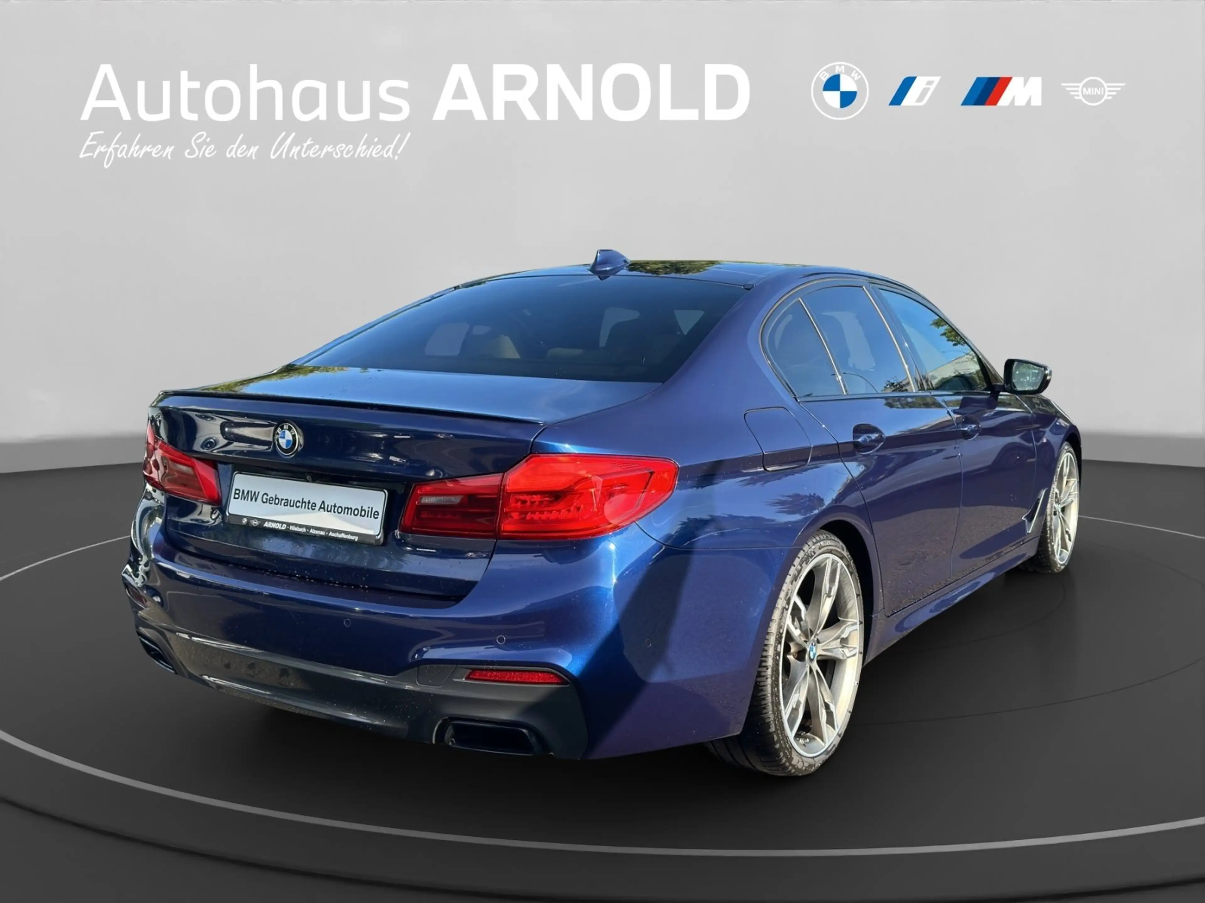 BMW 550 M550d xDrive Limousine Gestiksteuerung Head-Up — photo 4