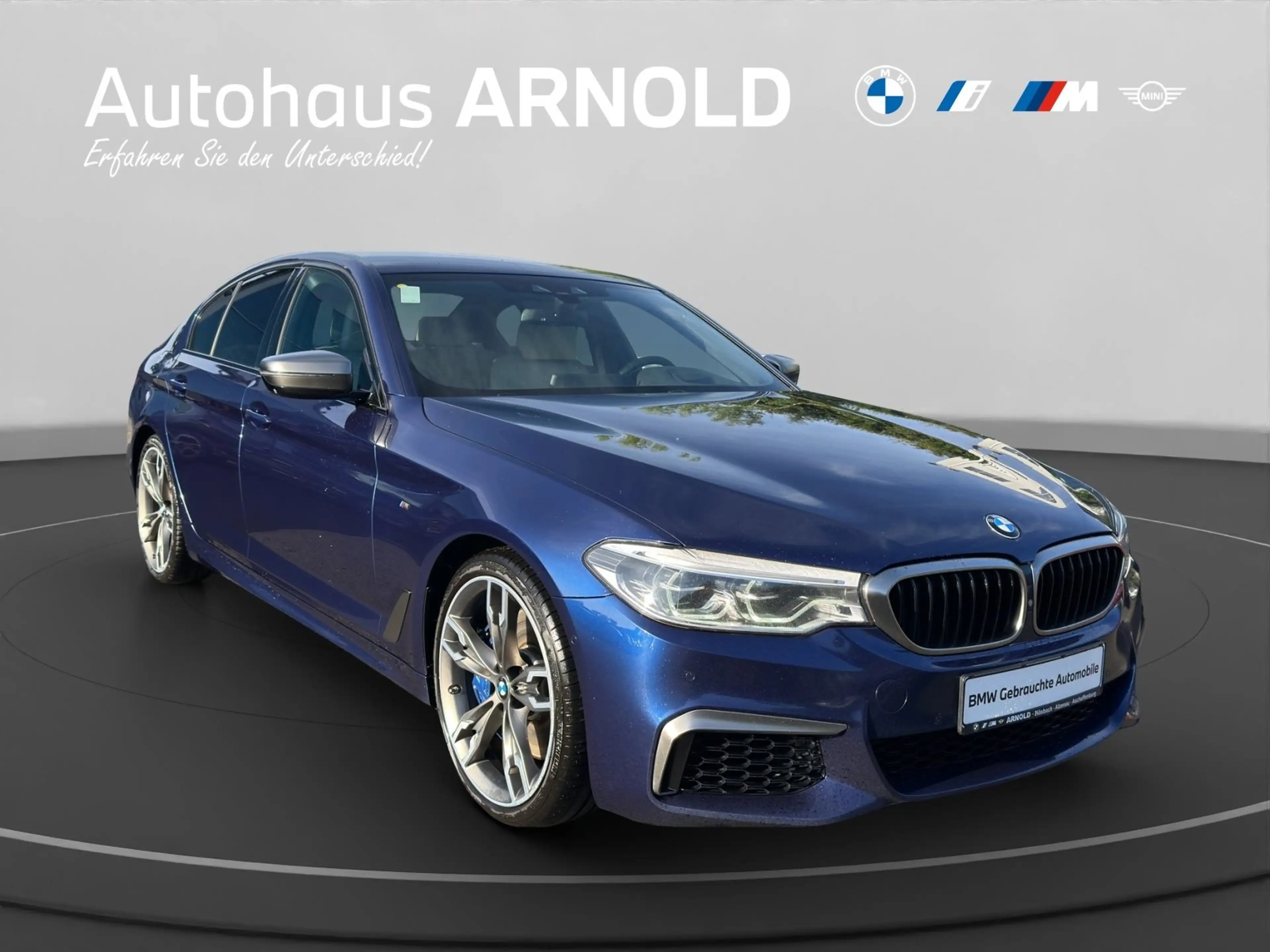 BMW 550 M550d xDrive Limousine Gestiksteuerung Head-Up — photo 3