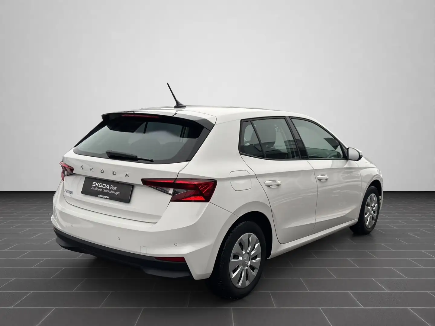 Skoda Fabia 1.0 Active PDC KLIMA CARPLAY Weiß - 2