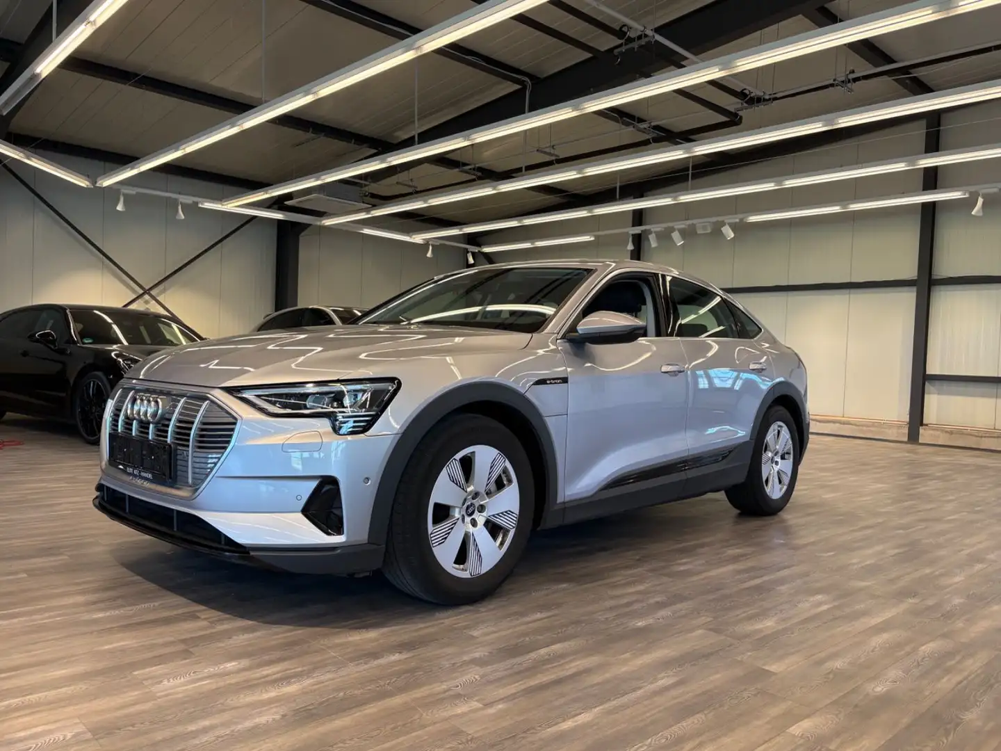 Audi e-tron Sportback 50 quattro Virtual AHK LED Zilver - 1