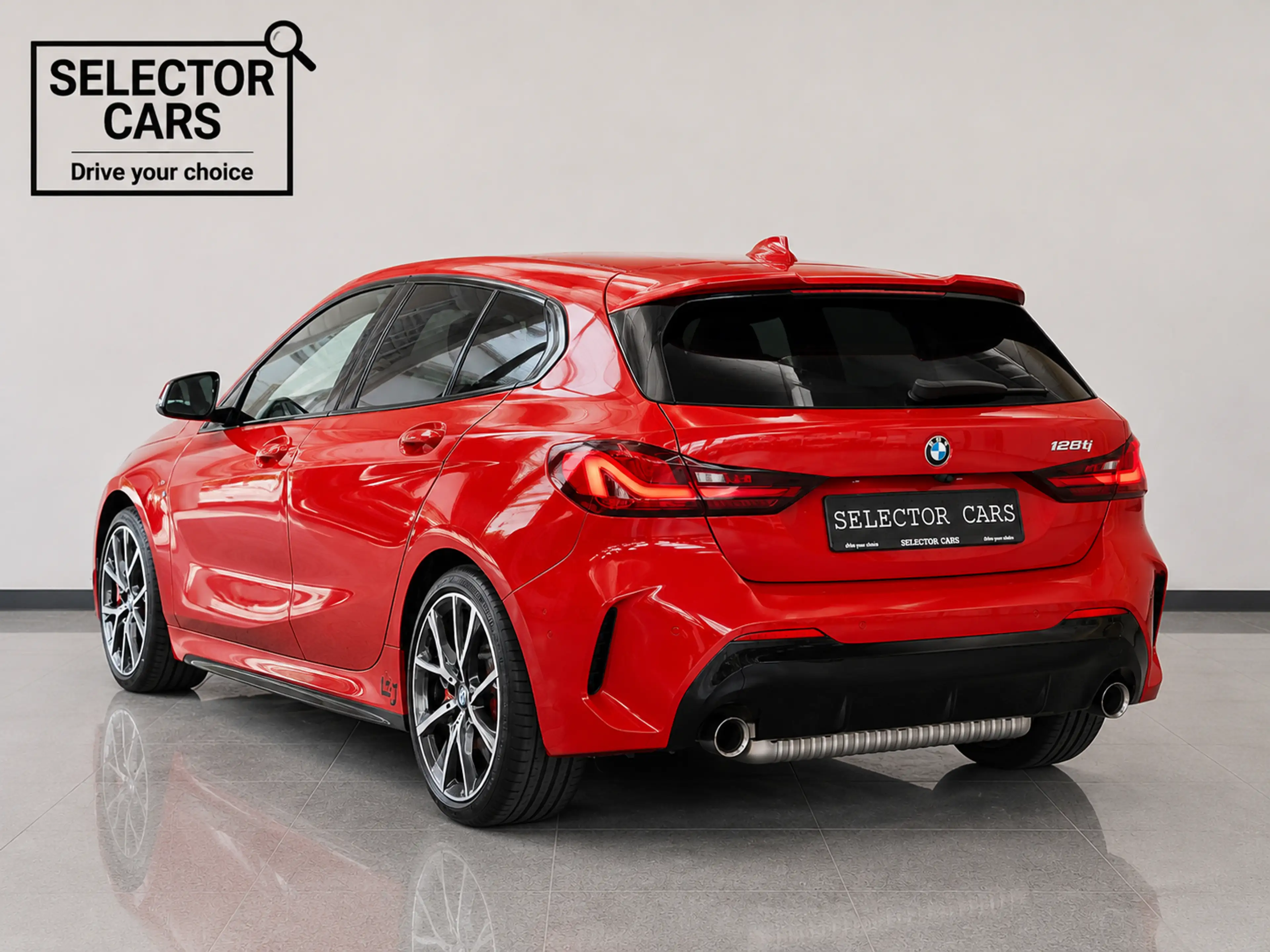 BMW 128 ti M-Sport*NAVI*SHZ*RFK*LHZ*SPORTSITZE — photo 3