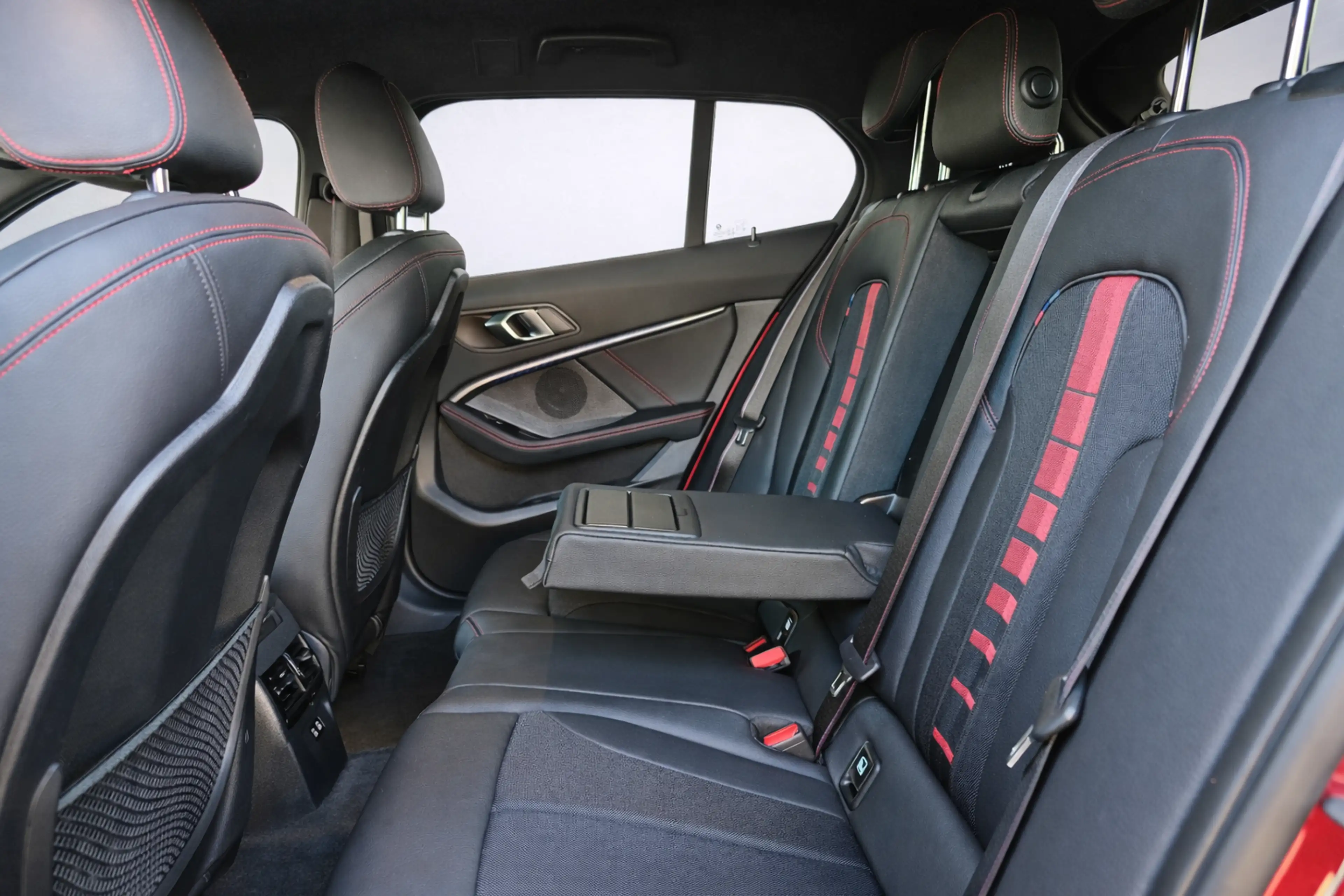 BMW 128 ti M-Sport*NAVI*SHZ*RFK*LHZ*SPORTSITZE — photo 10