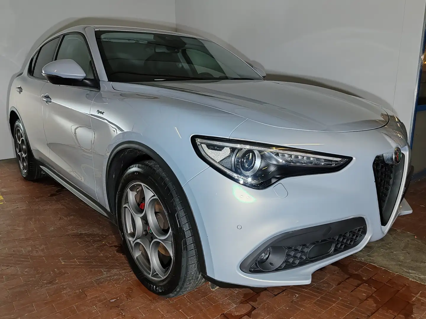 Alfa Romeo Stelvio 2.2d 190cv Sprint Q4 Navi+Palette al Vol.+Camera Білий - 1