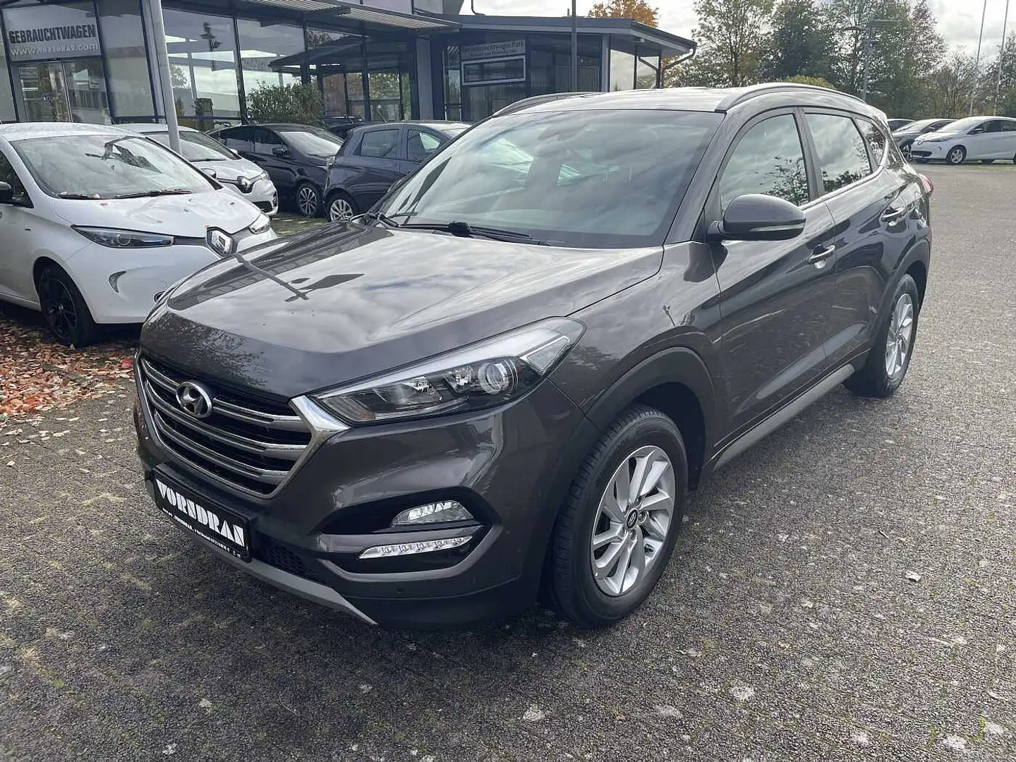 Hyundai TUCSON 1.6 Style 2WD Braun - 1