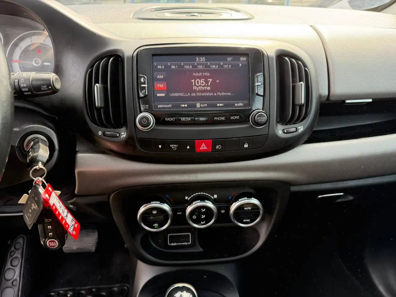 Fiat 500L снимка Fiat 500L