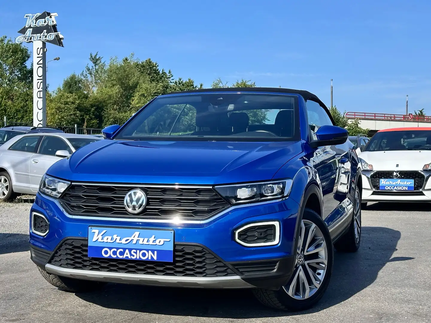 Volkswagen T-Roc Cabriolet 1.5 TSI OPF DSG Blauw - 1
