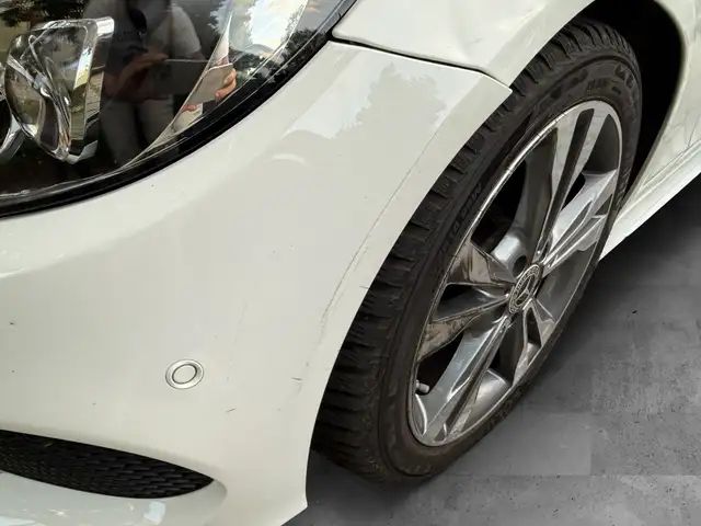 Mercedes-Benz C-Class view 14