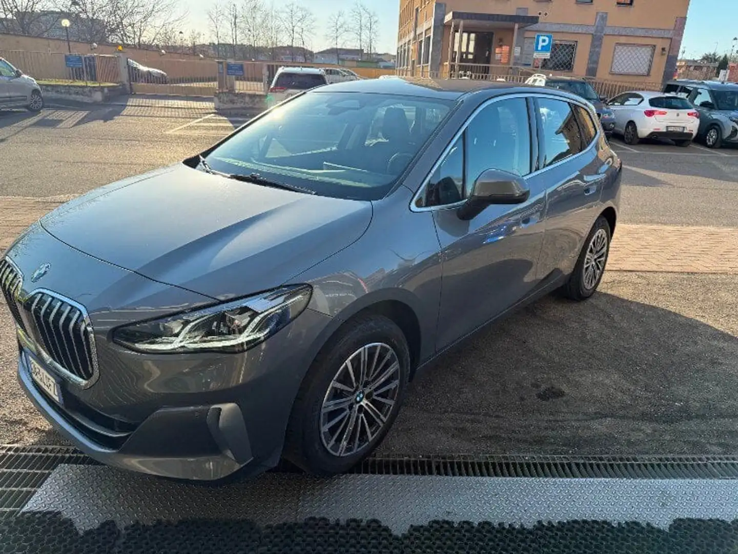 BMW 218 218d Active Tourer Luxury Gris - 2