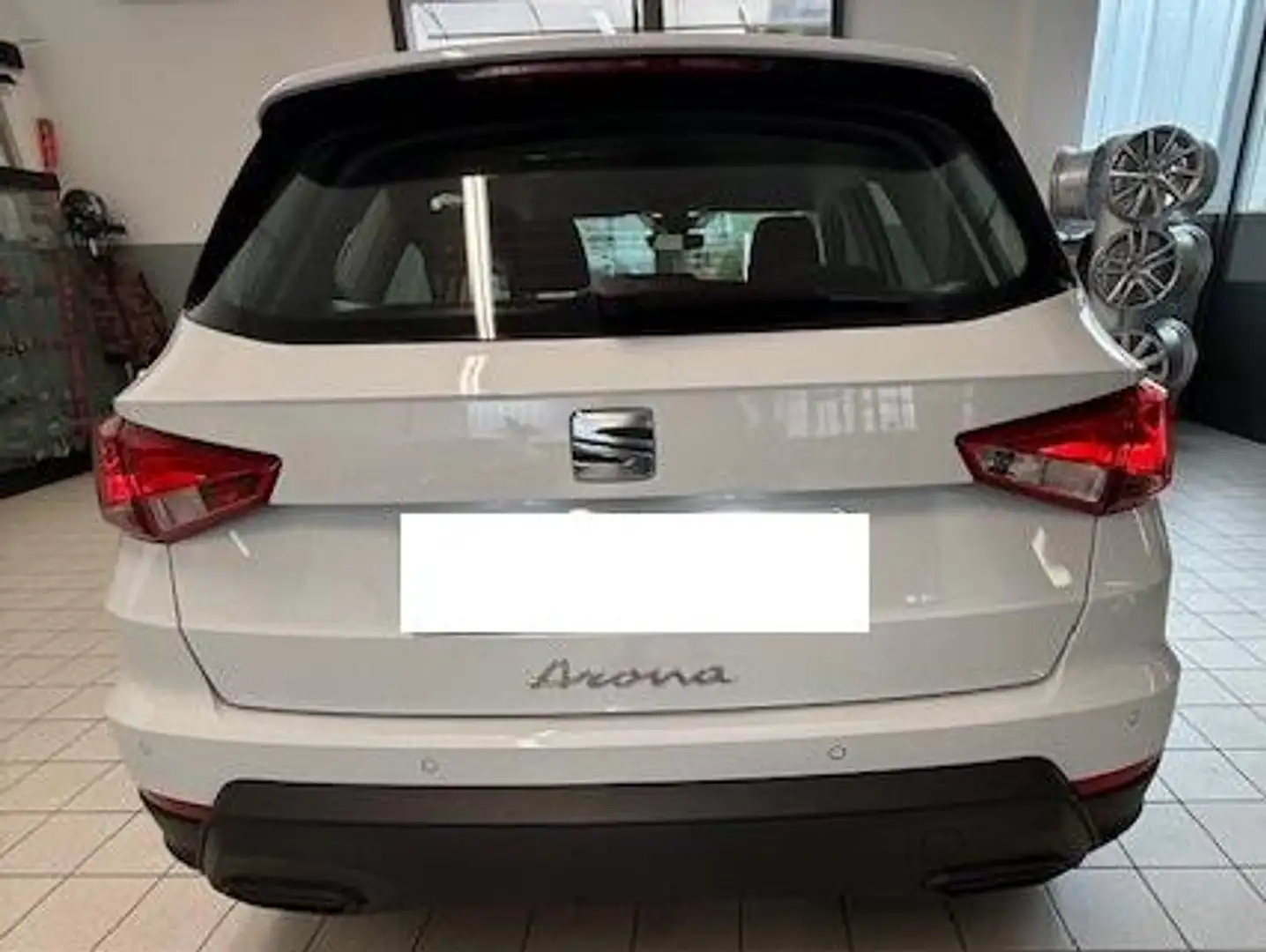SEAT Arona 1.0 ecoTsi Style 95CV anche x Neopatentati Bianco - 2