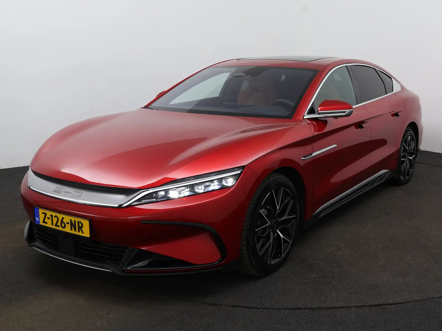 BYD Han AWD Executive 85 kWh | 19" LMV | 521 KM WLTP | 12, Rojo - 1