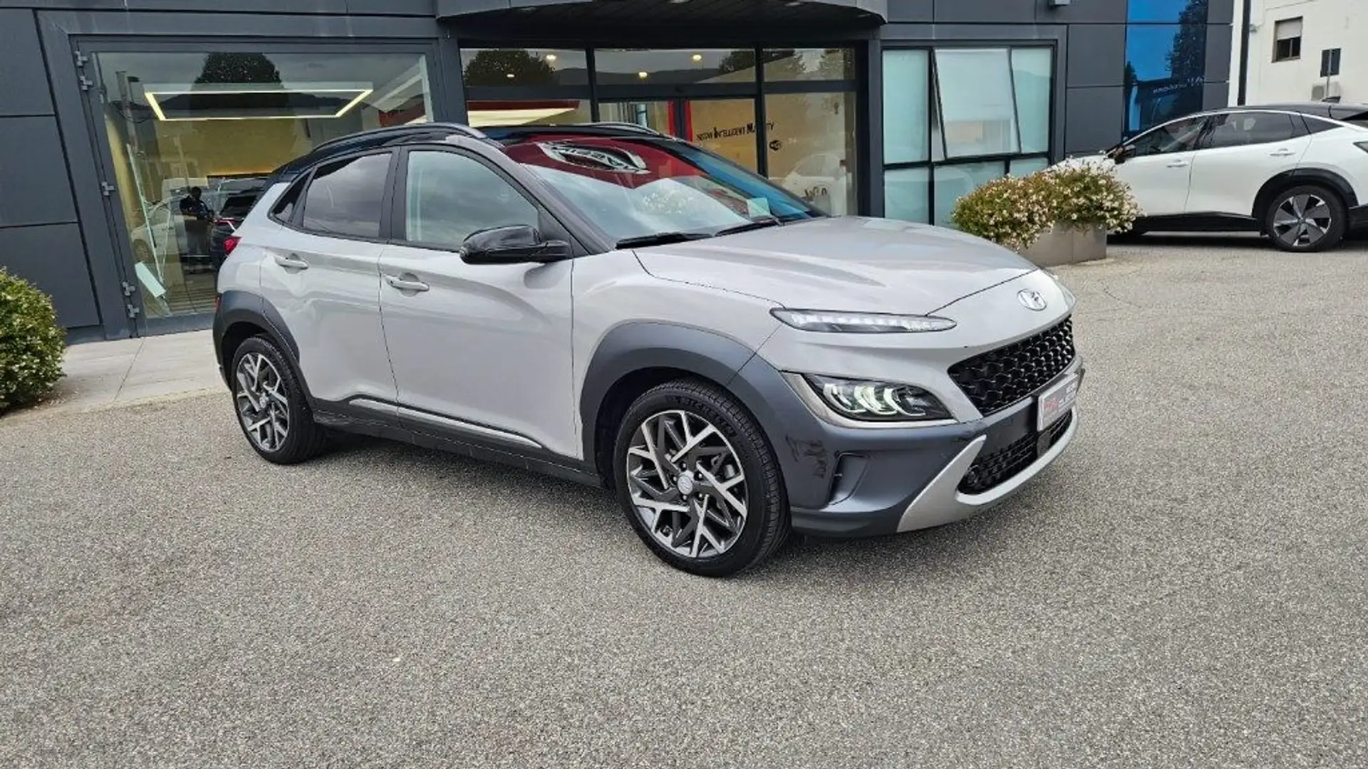 Hyundai KONA HEV 1.6 DCT XClass Gris - 2