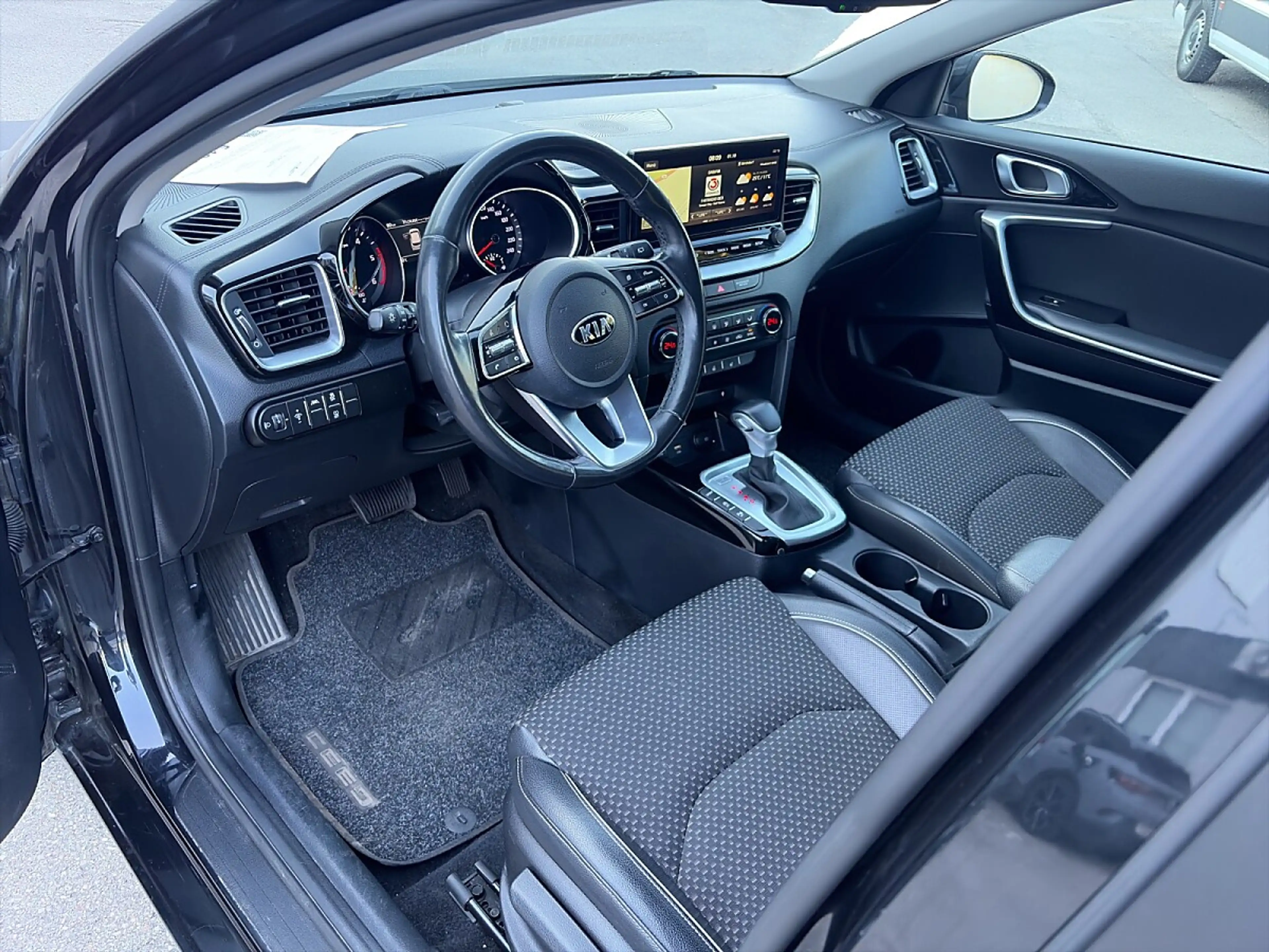 Kia Ceed / cee'd Ceed 1.6 CRDI Gold Autom., — photo 7