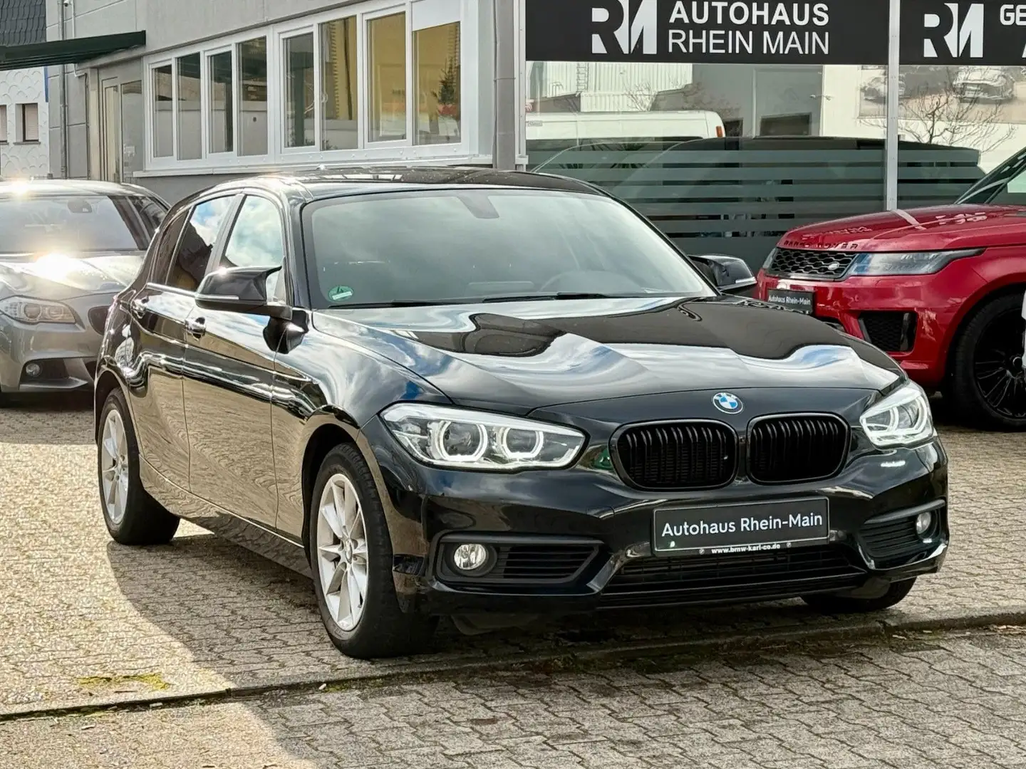 BMW 118 i Aut.*Led*Pdc*2.Hd*Klimaauto*Advantage Schwarz - 1