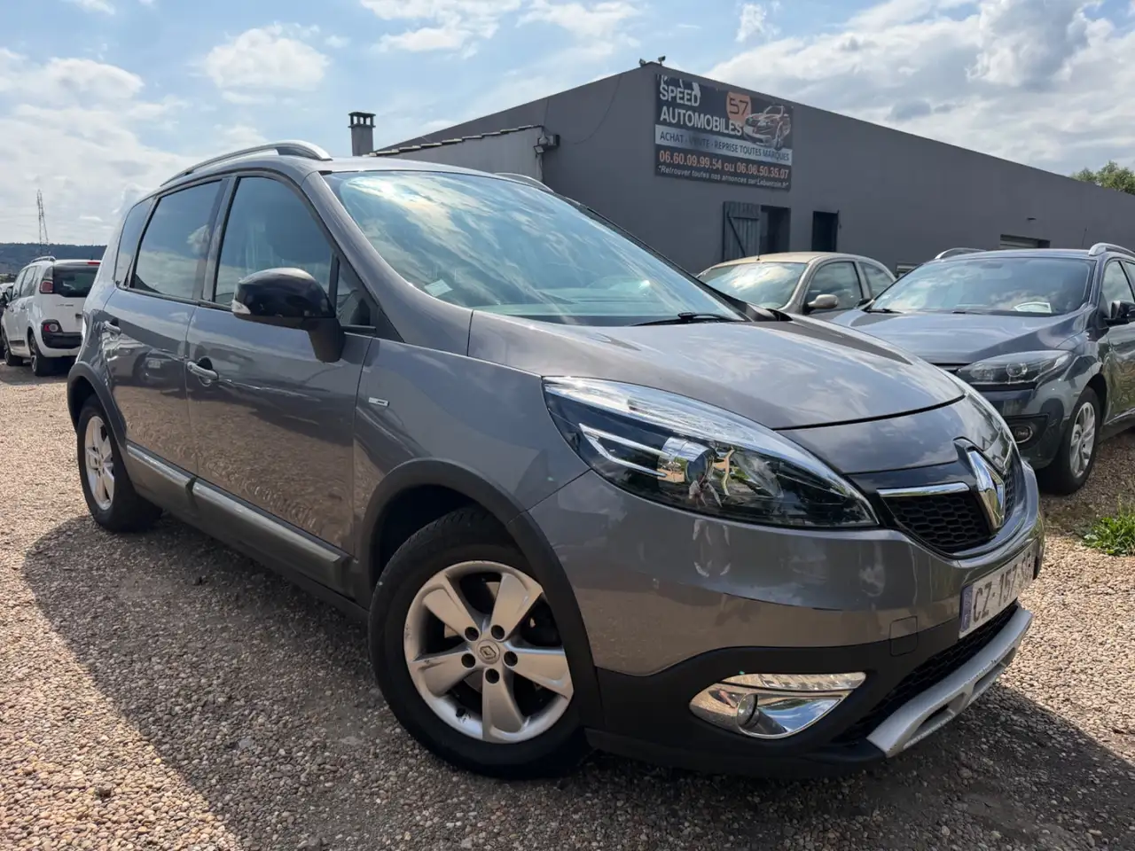 Renault Scenic X-MOD