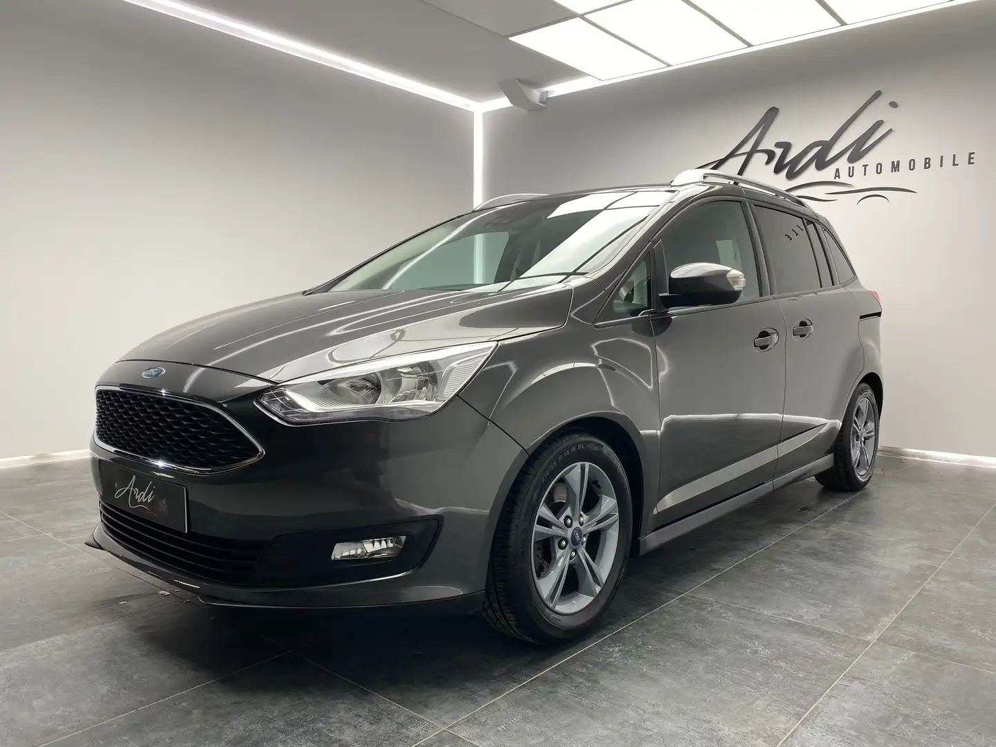 Ford Grand C-Max 1.0 EcoBoost*GARANTIE 12 MOIS*7 PLACES*GPS*AIRCO* Gris - 1