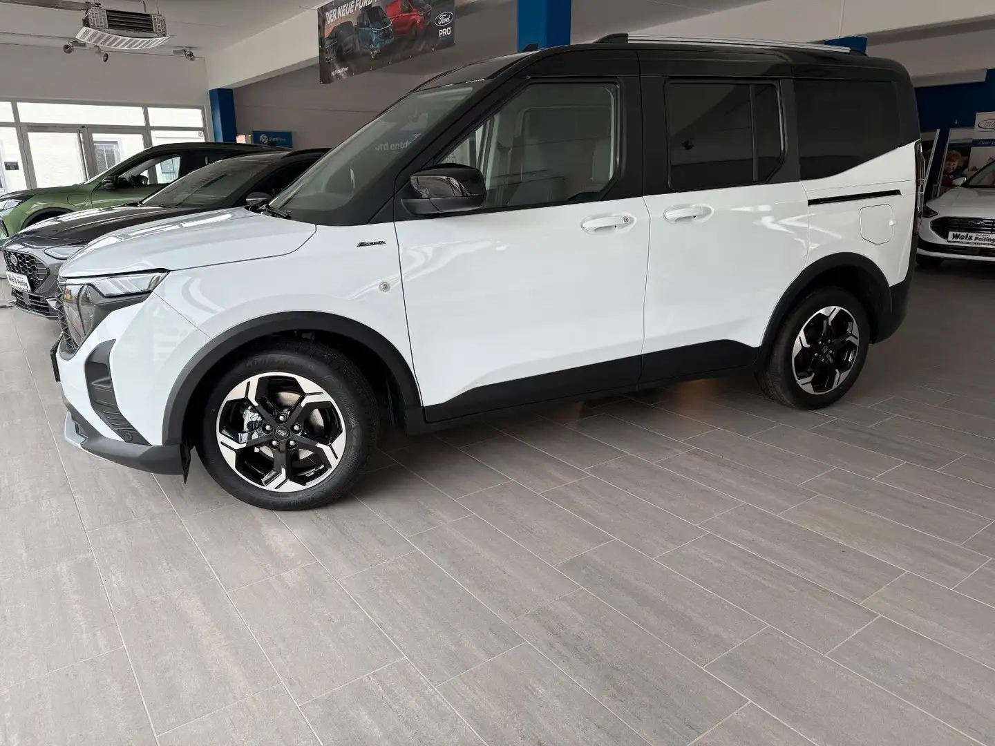 Ford Tourneo Courier Active Blanco - 2