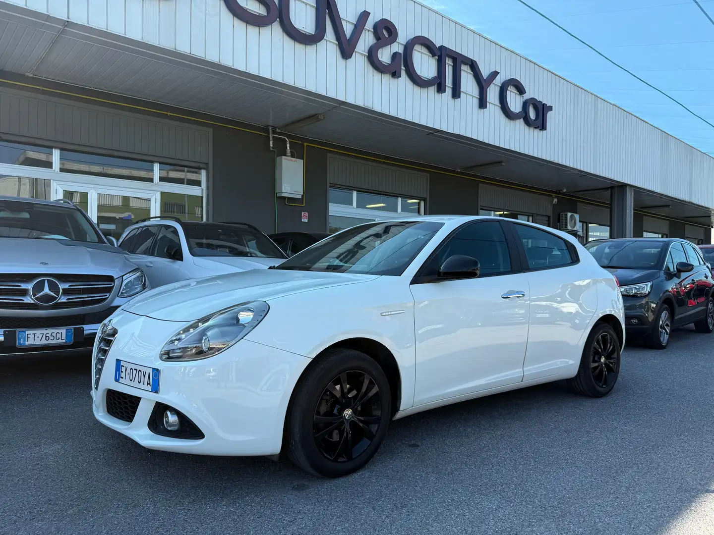 Alfa Romeo Giulietta Giulietta III 2010 1.4 tb 105cv E6 Blanco - 1