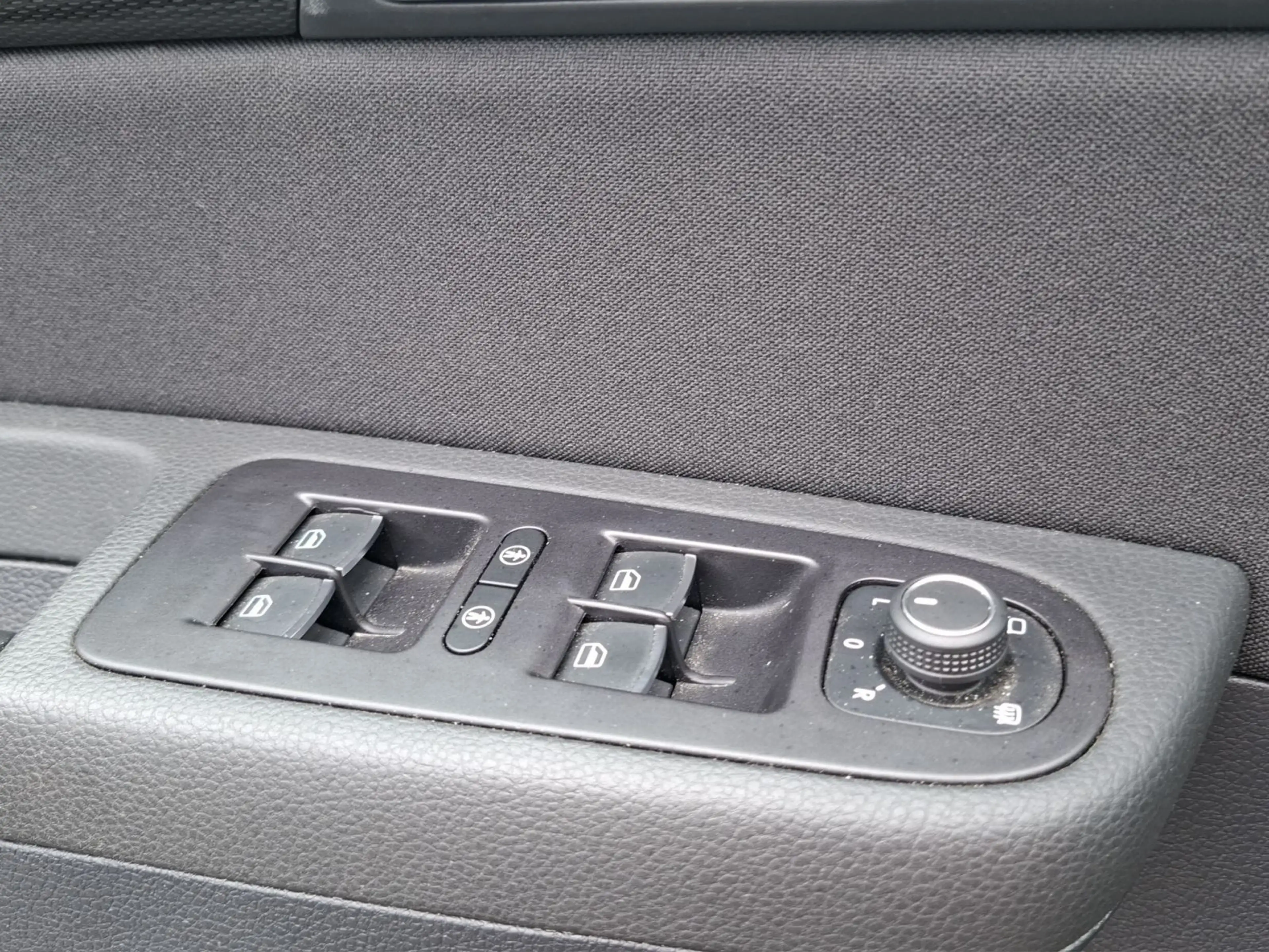 SEAT Alhambra 1.4 TSI 7-Sitzer  Xcellence Automatik, — photo 12