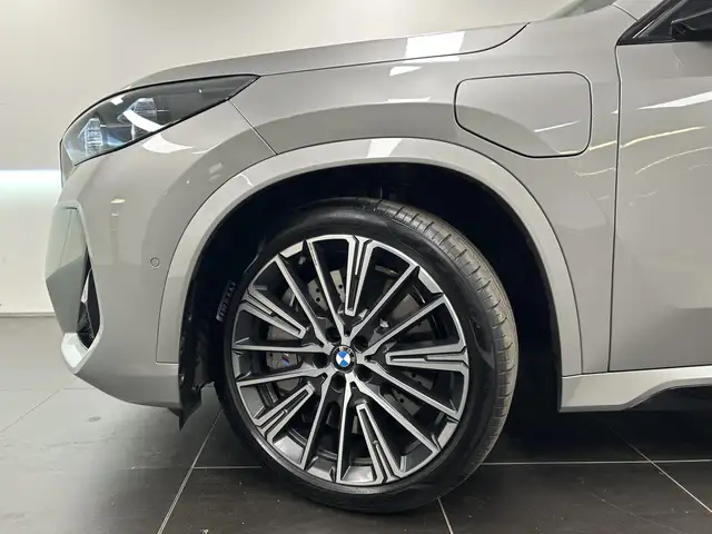 BMW X1 view 9