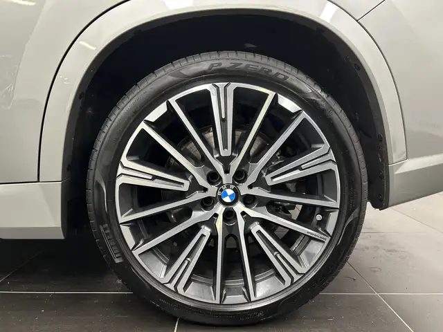 BMW X1 view 6