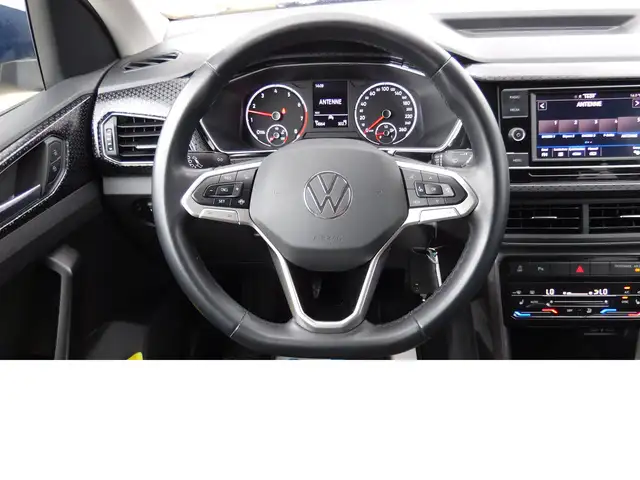 Volkswagen T-Cross view 8
