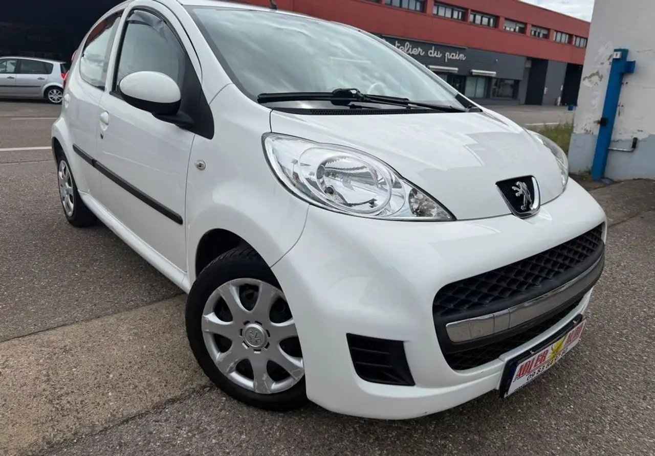 Peugeot 107 1.0 12v Urban Euro5 5p