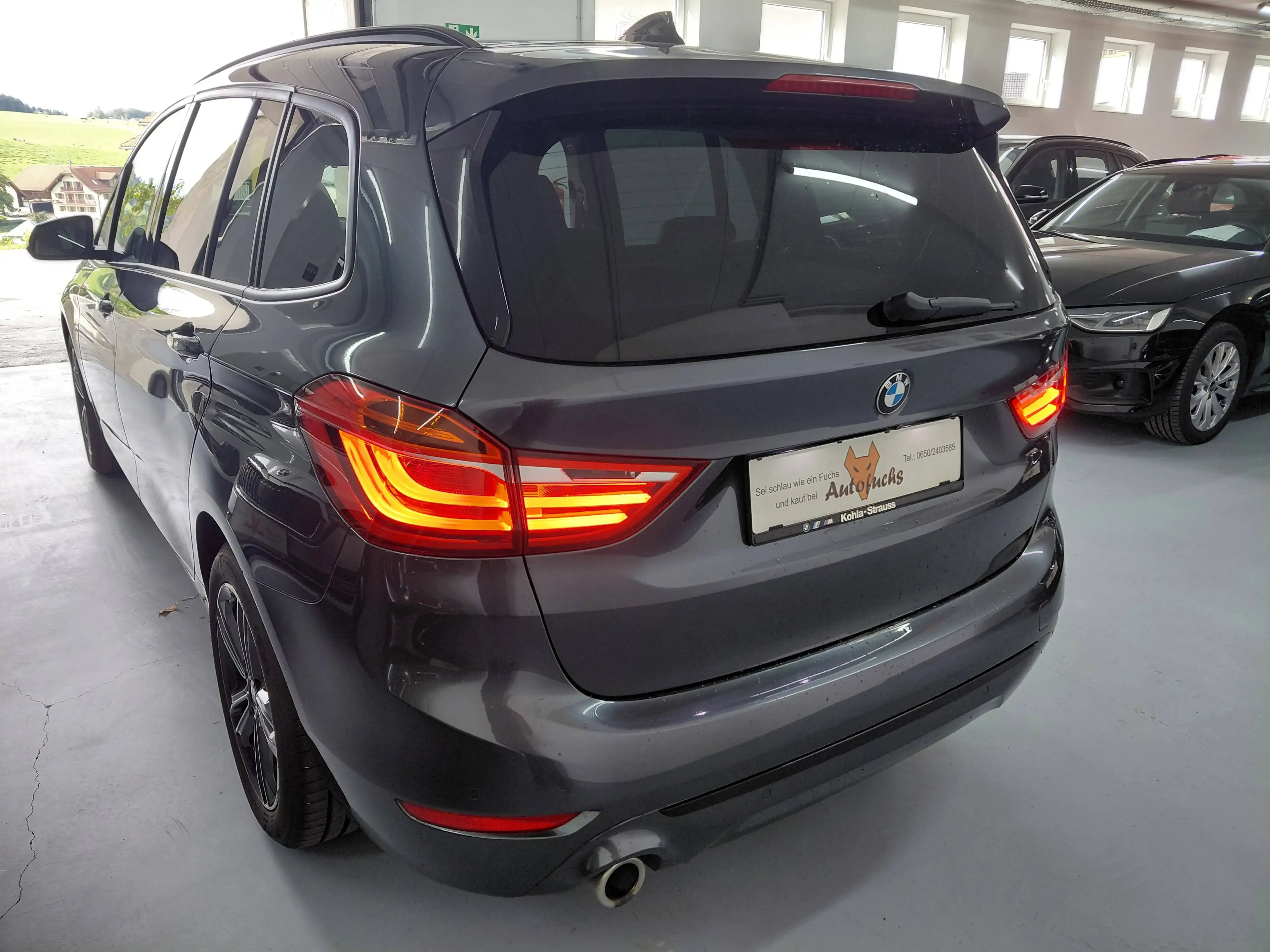 BMW 216 216 d Sport Line * LED, AHK, Kamera, Sportsitze, usw...* — photo 4