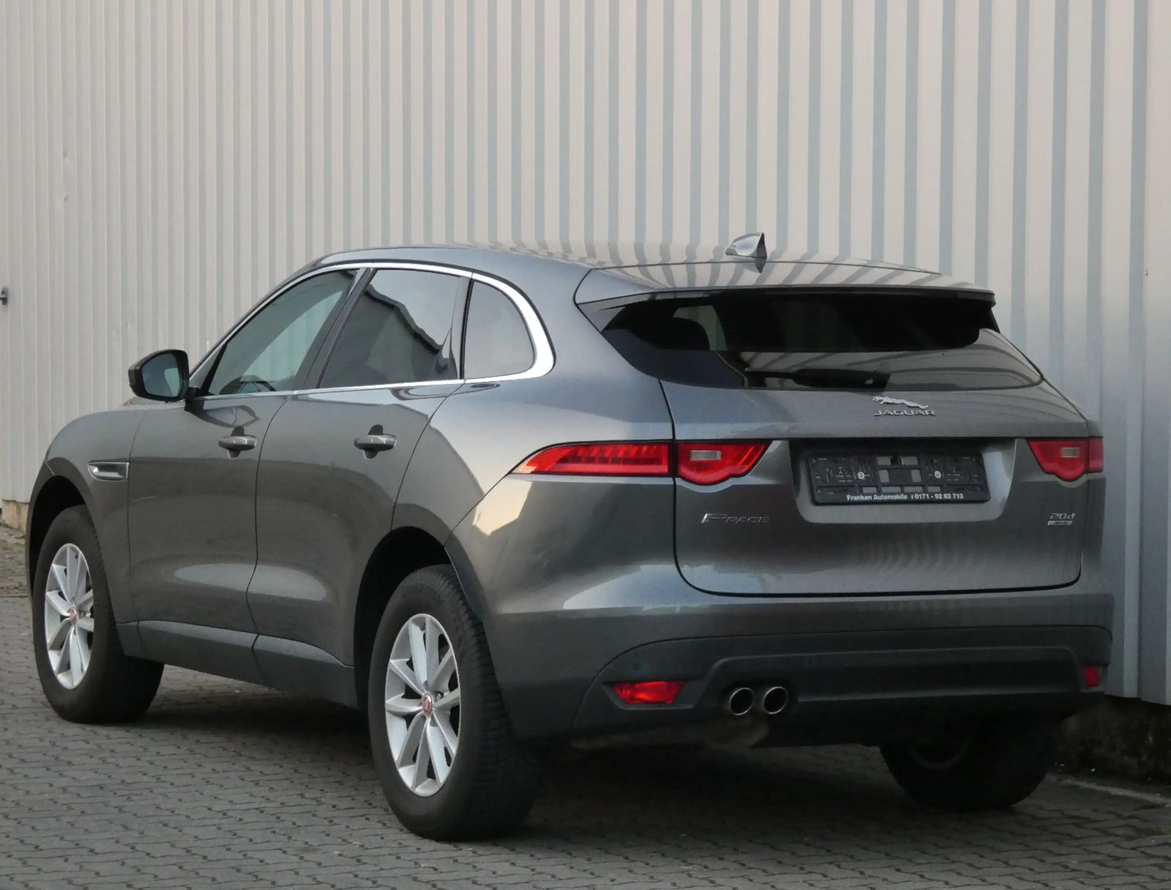 Jaguar F-Pace F-PACE Portfolio AWD-Motor Überholt — photo 7