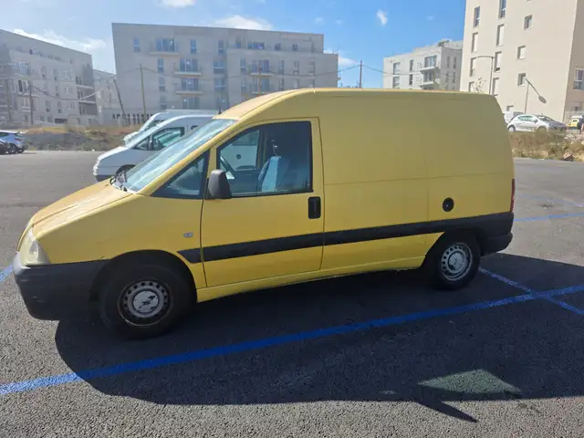 Citroen Jumpy view 2
