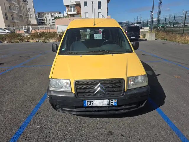 Citroen Jumpy view 3