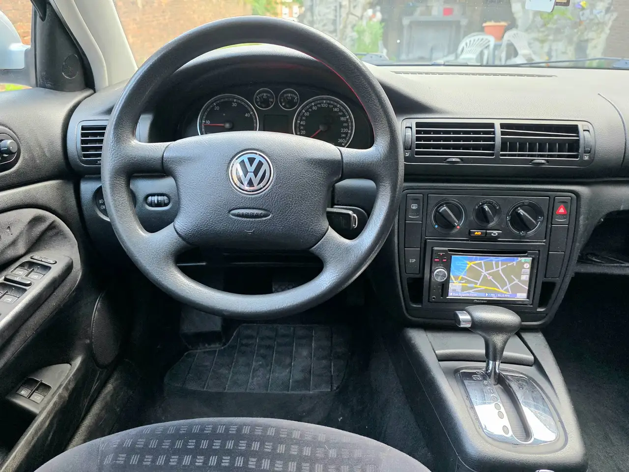 Volkswagen Passat Variant 1.9 TDi Highline, foto 1