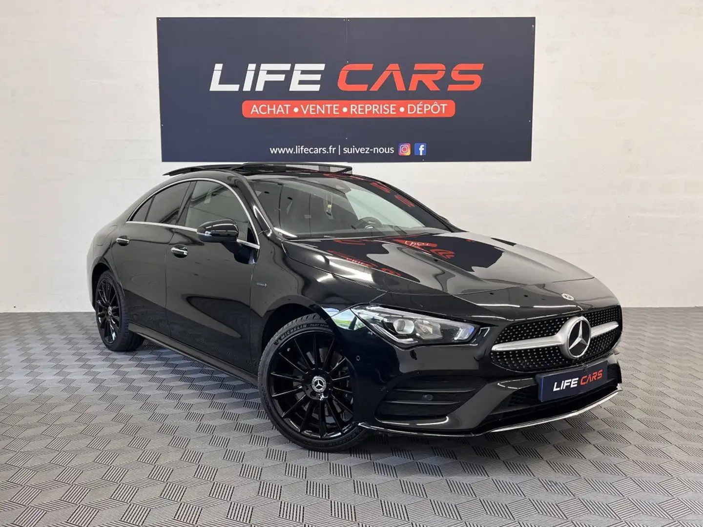 Mercedes-Benz CLA 250 250e AMG Line 218ch 2021 8G-DCT 2ème main Entretien Mercedes 437,52€/ mois* Nero - 2