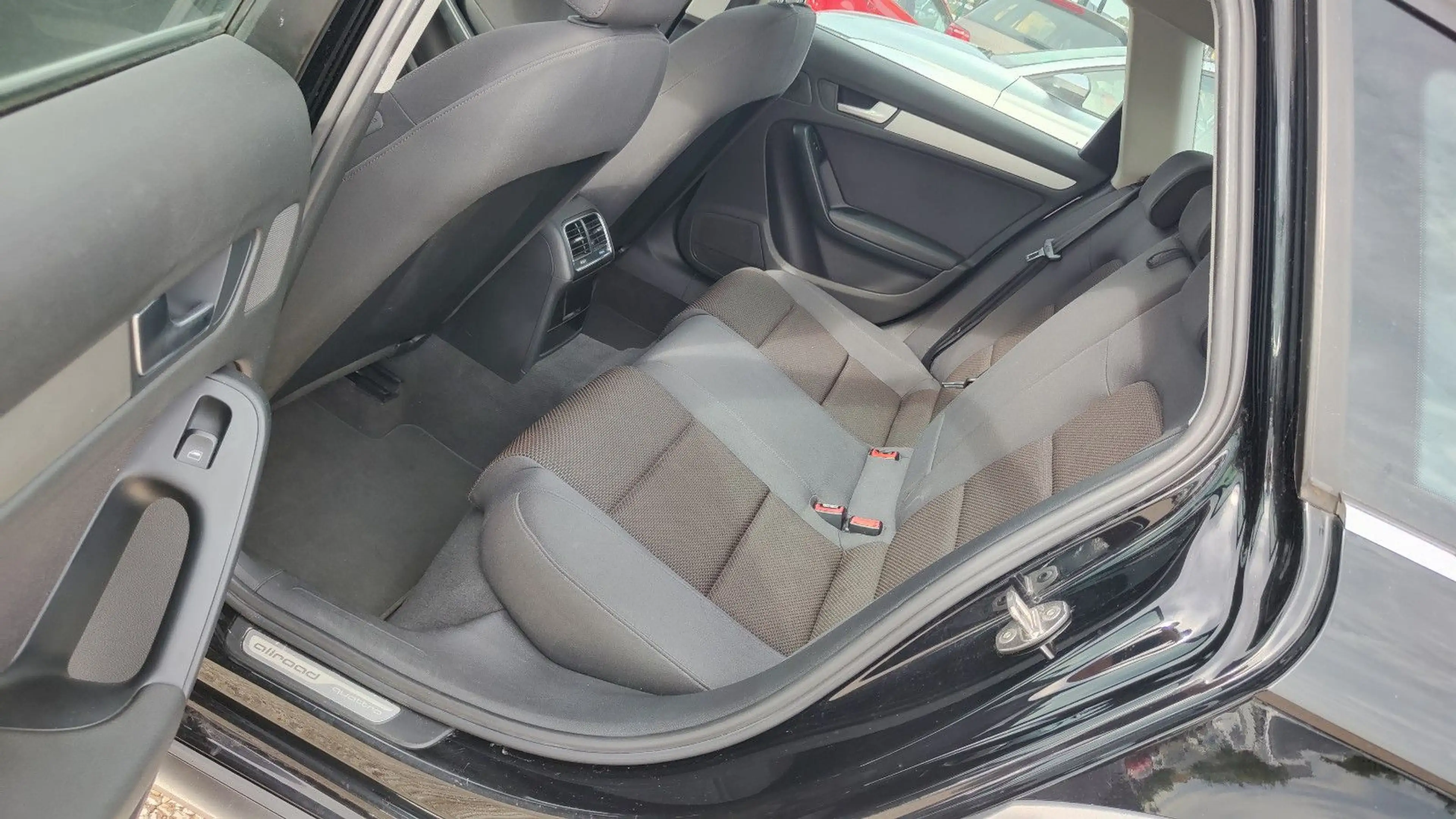 Audi A4 allroad quattro 2.0 TFSI Aut. Xenon*Navi*Pano — photo 26