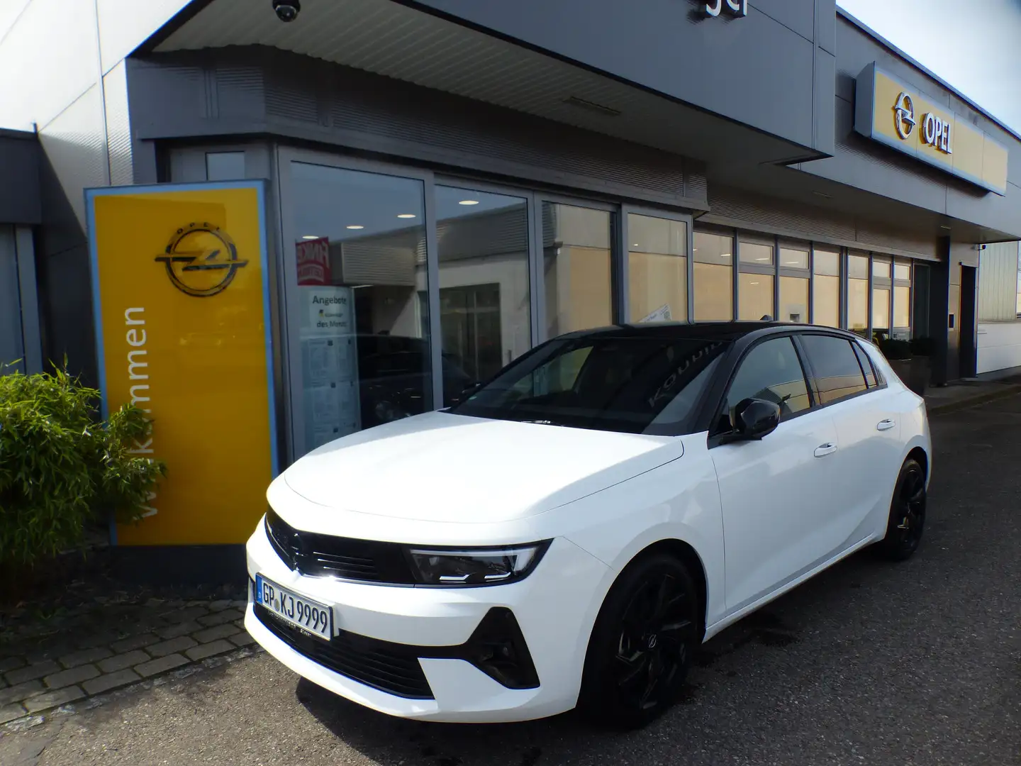 Opel Astra 1.2 Turbo Automatik GS 360 Grad Kamera,... Bianco - 1
