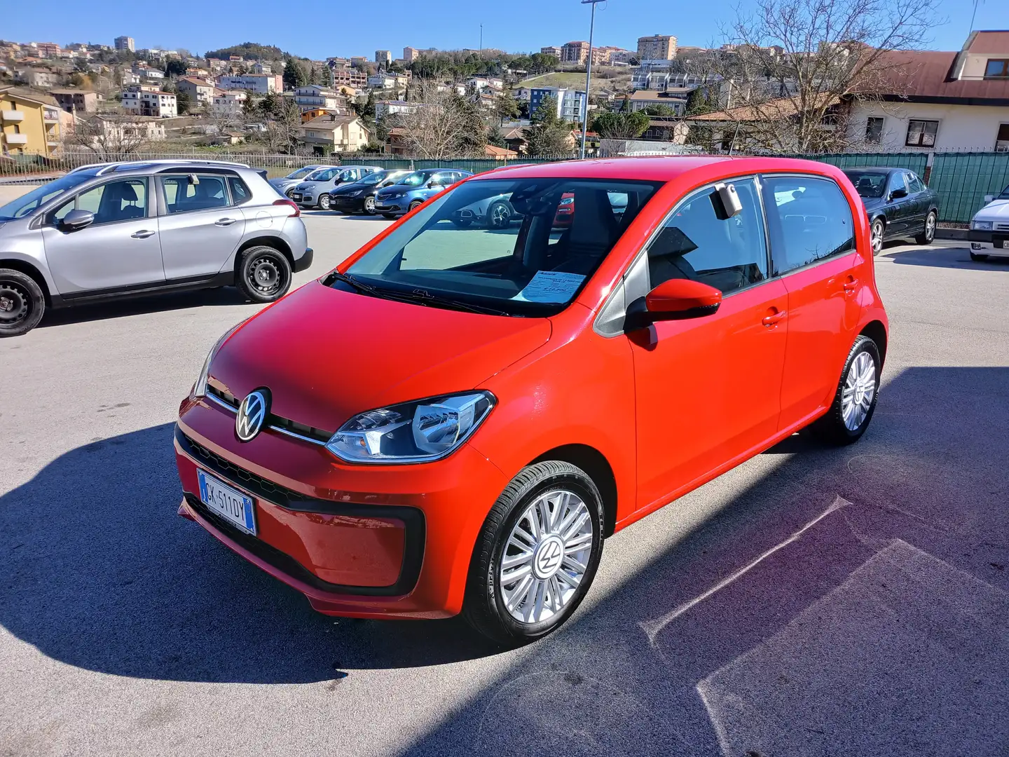 Volkswagen up! VOLKSWAGEN UP 5 PORTE 1.0 EVO MOVE 65 CV 2022 Rosso - 1