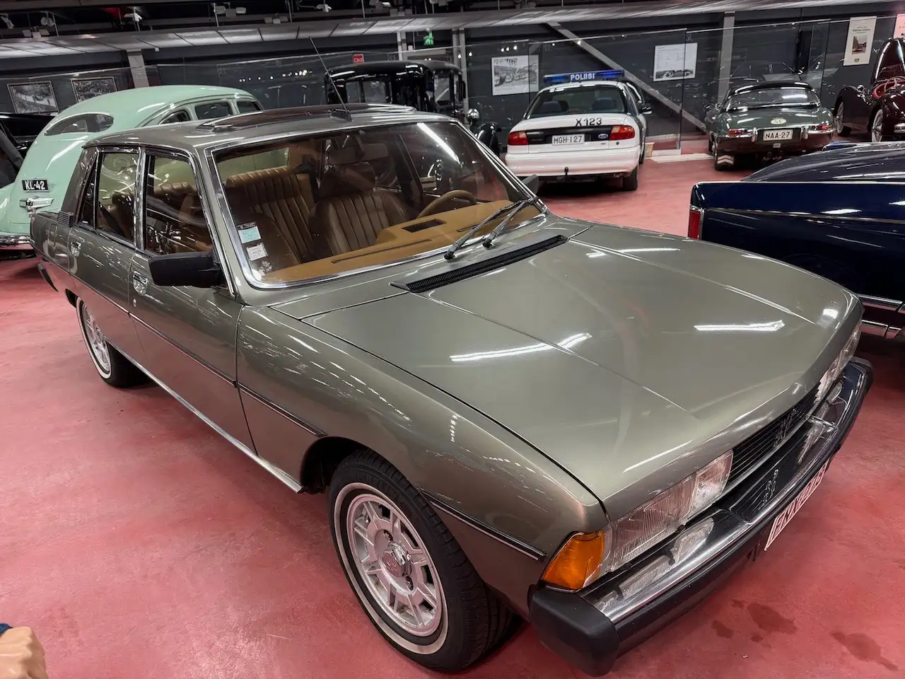Peugeot 604 STI, foto 2