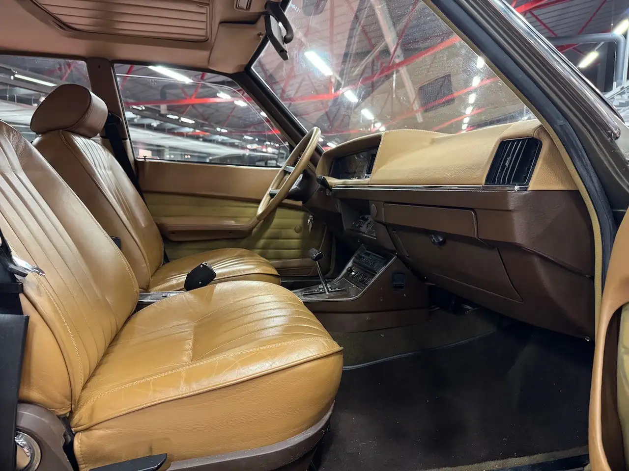 Peugeot 604 STI, foto 5