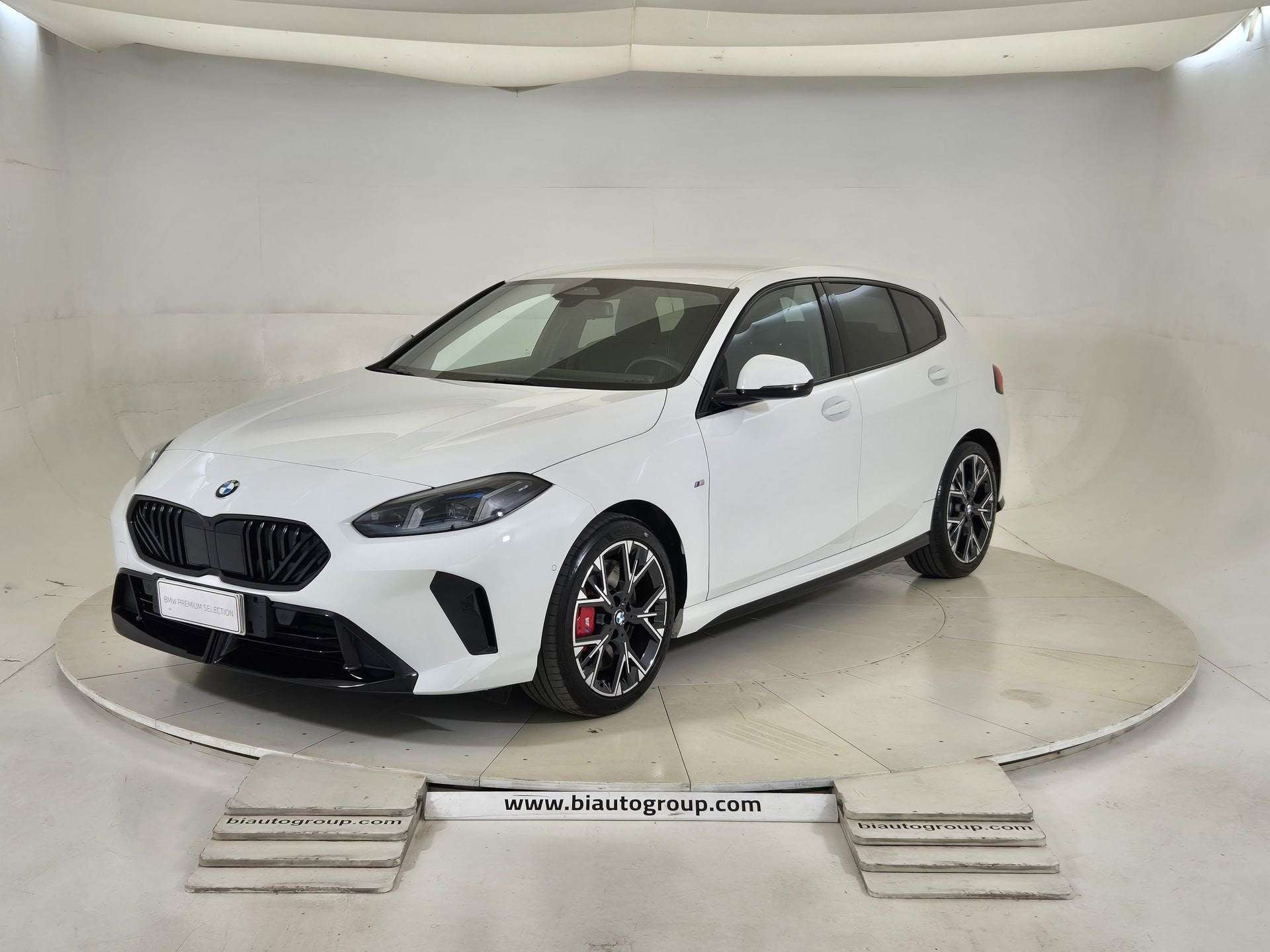 2025 BMW 120