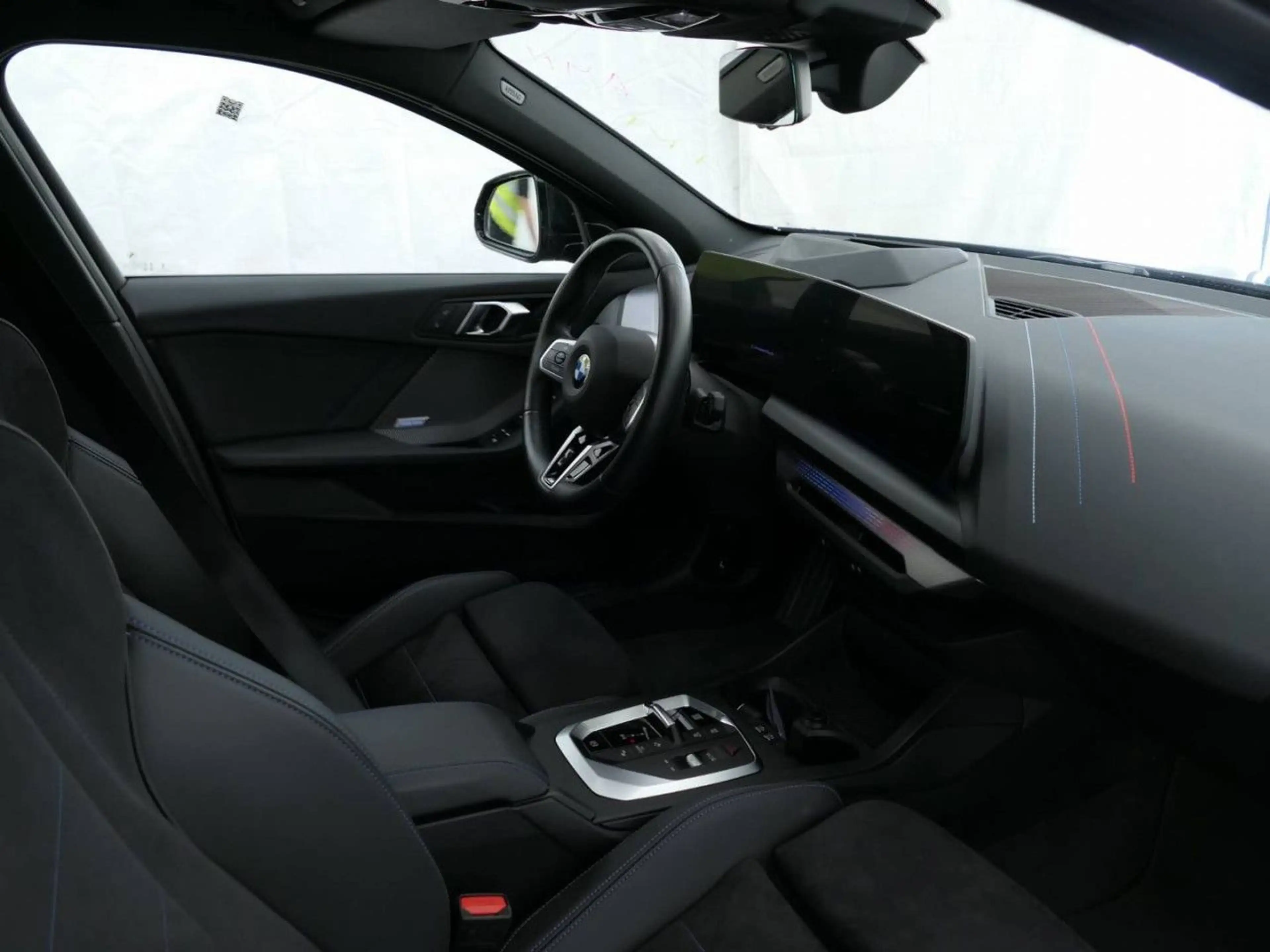 BMW 118 d M Sport ACC HUD Iconic SurView LiveProf.19" — photo 7