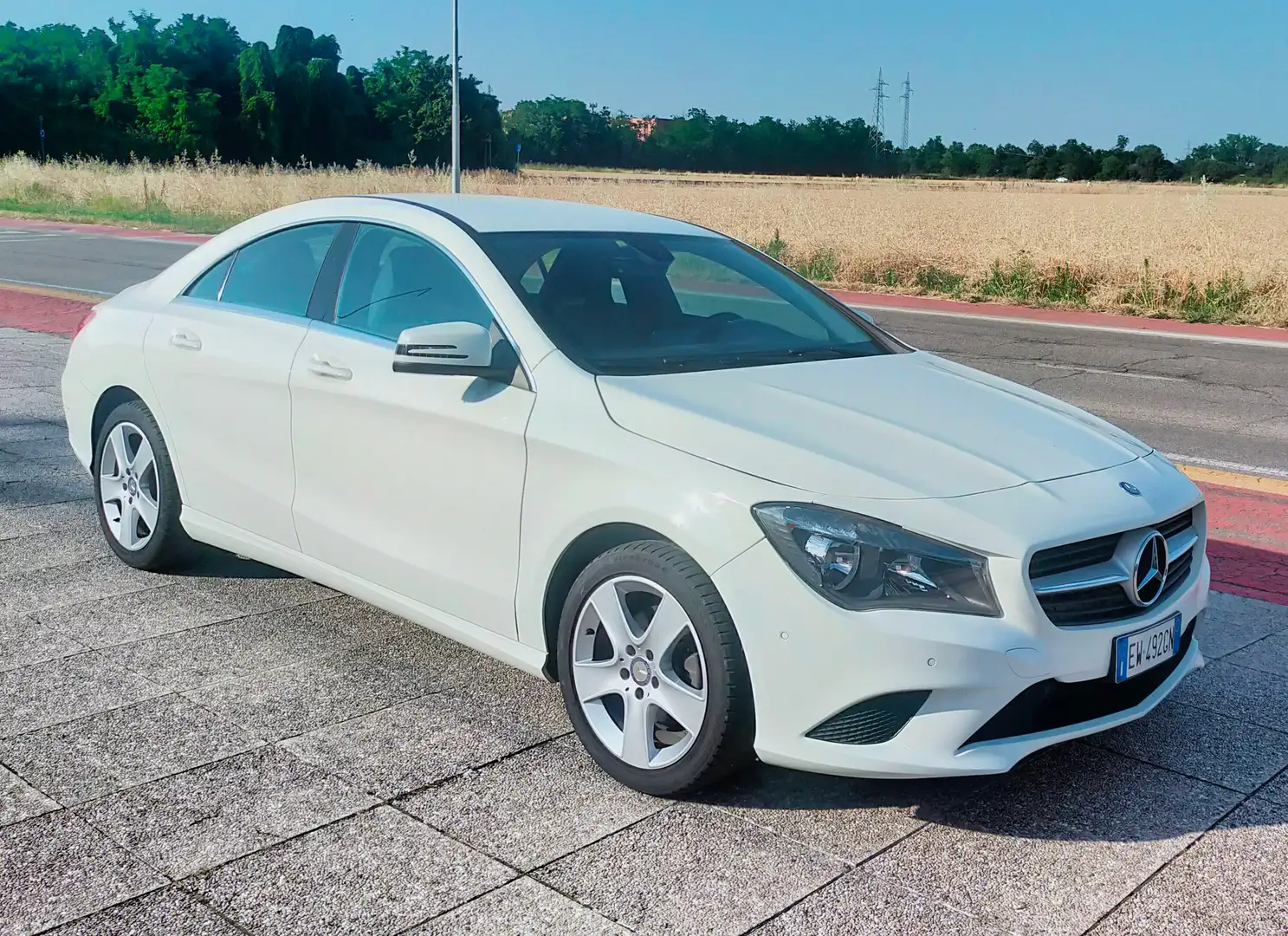 Mercedes-Benz CLA 180 CLA - C180  Premium Bianco - 1