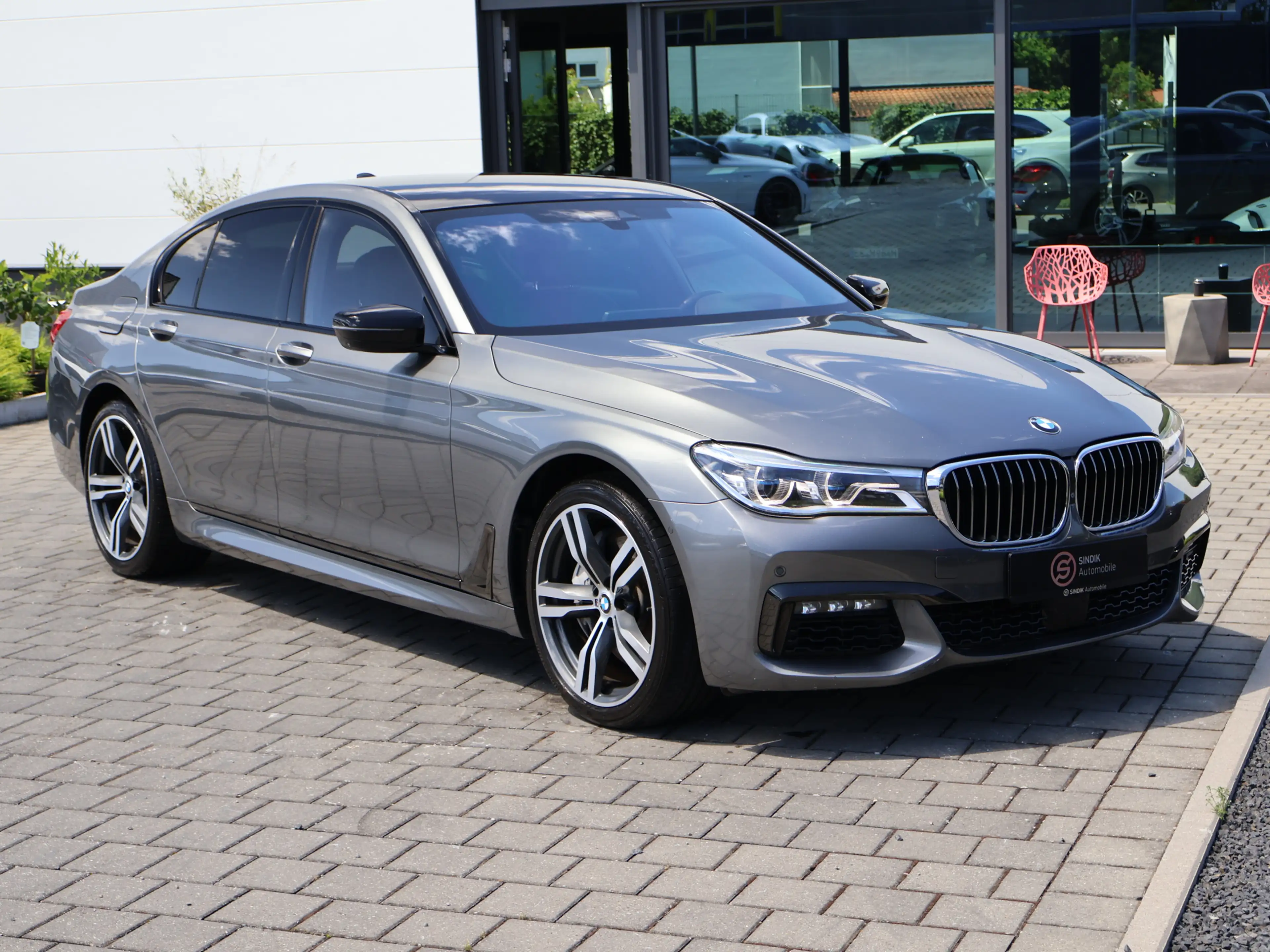 BMW 750 d xDrive M Sport-Massage-IntegralLenkung-LED — photo 3